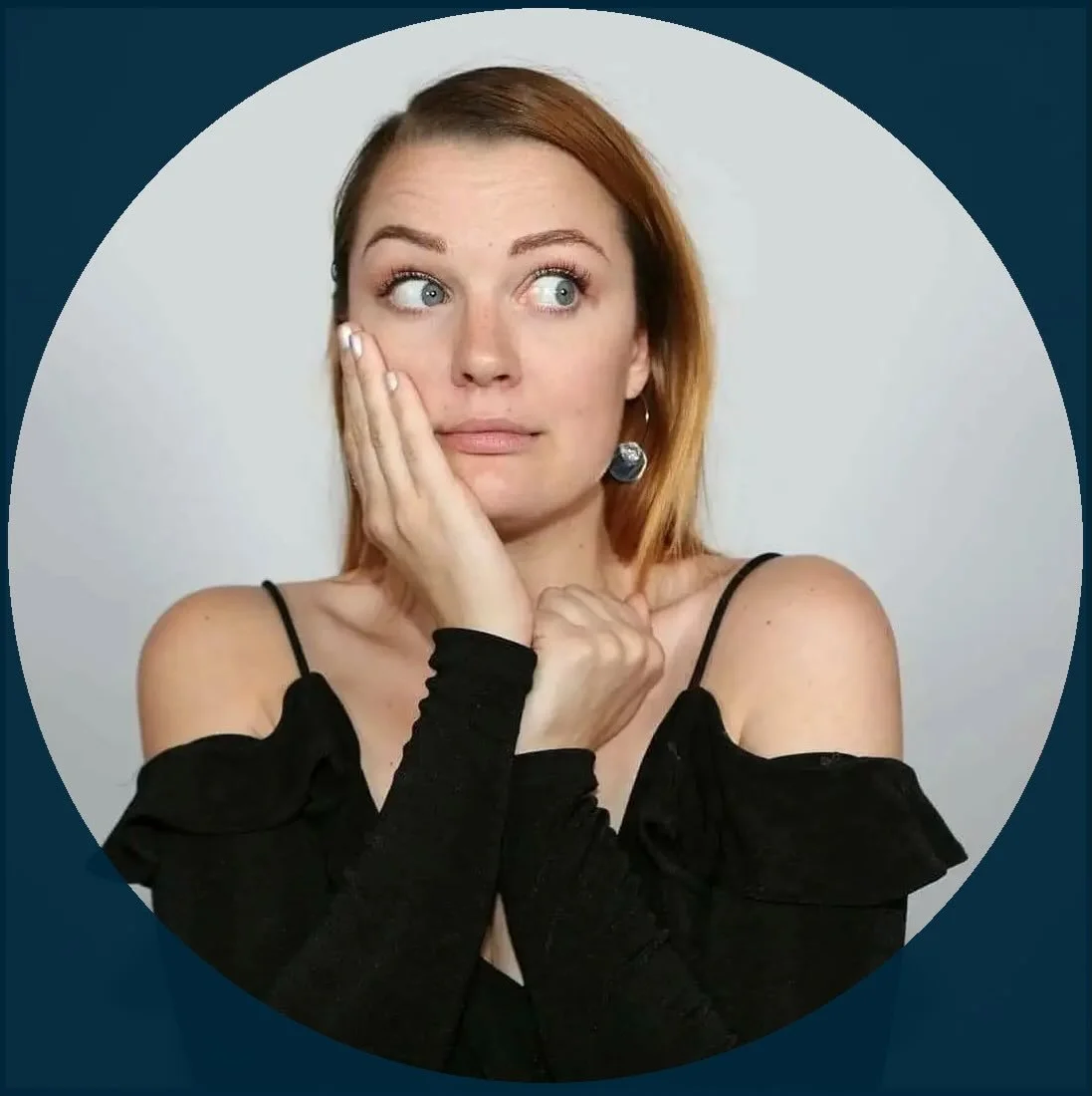 TELEFONPLAN COMEDY CLUB 27 maj.
kirsty Armstrong med g&auml;ster

Den superaktuella Kirsty Armstrong &auml;r en stigande stj&auml;rna bland Sveriges komiker &ndash; k&auml;nd f&ouml;r sin fantastiska scenn&auml;rvaro, kvicka tajming och humor med rej