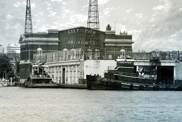 fells-point-364149_640.jpg