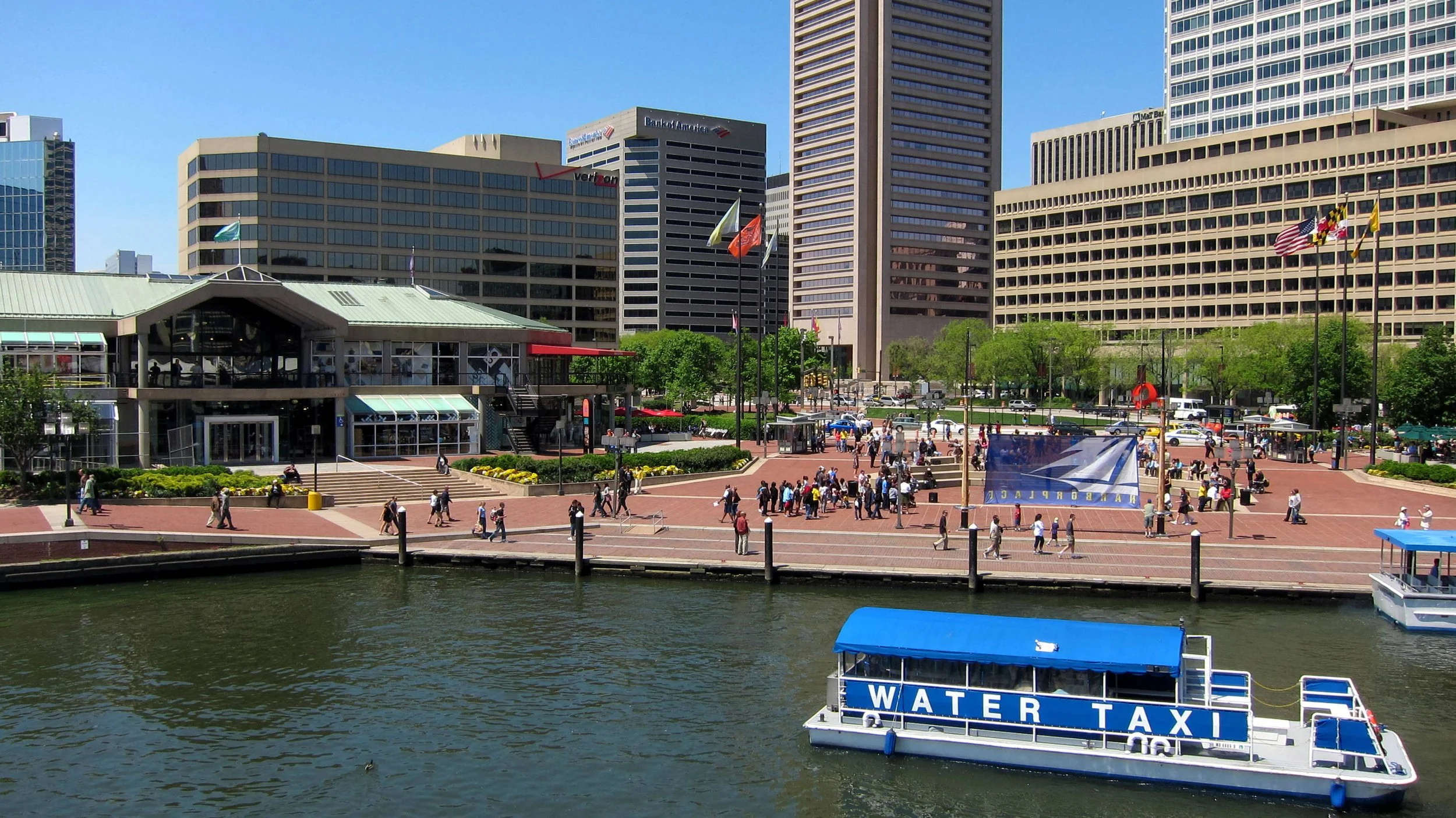 Baltimore_Harborplace.jpg