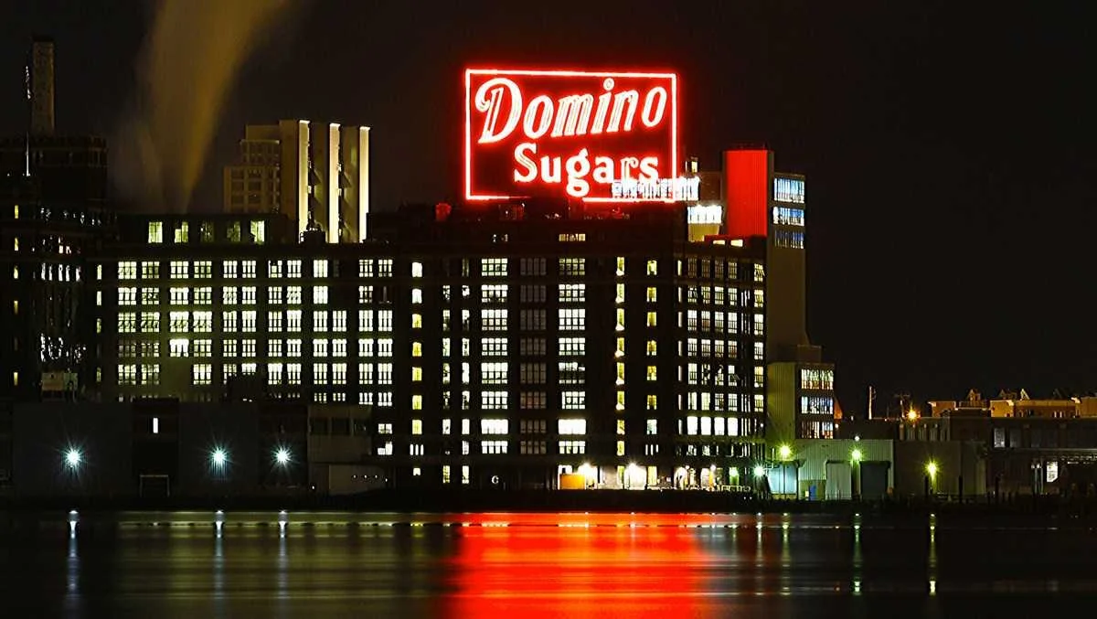 domino-sugar-sign-1612379134.jpg