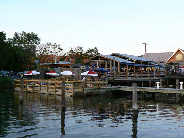nicks-fish-house-photo.png
