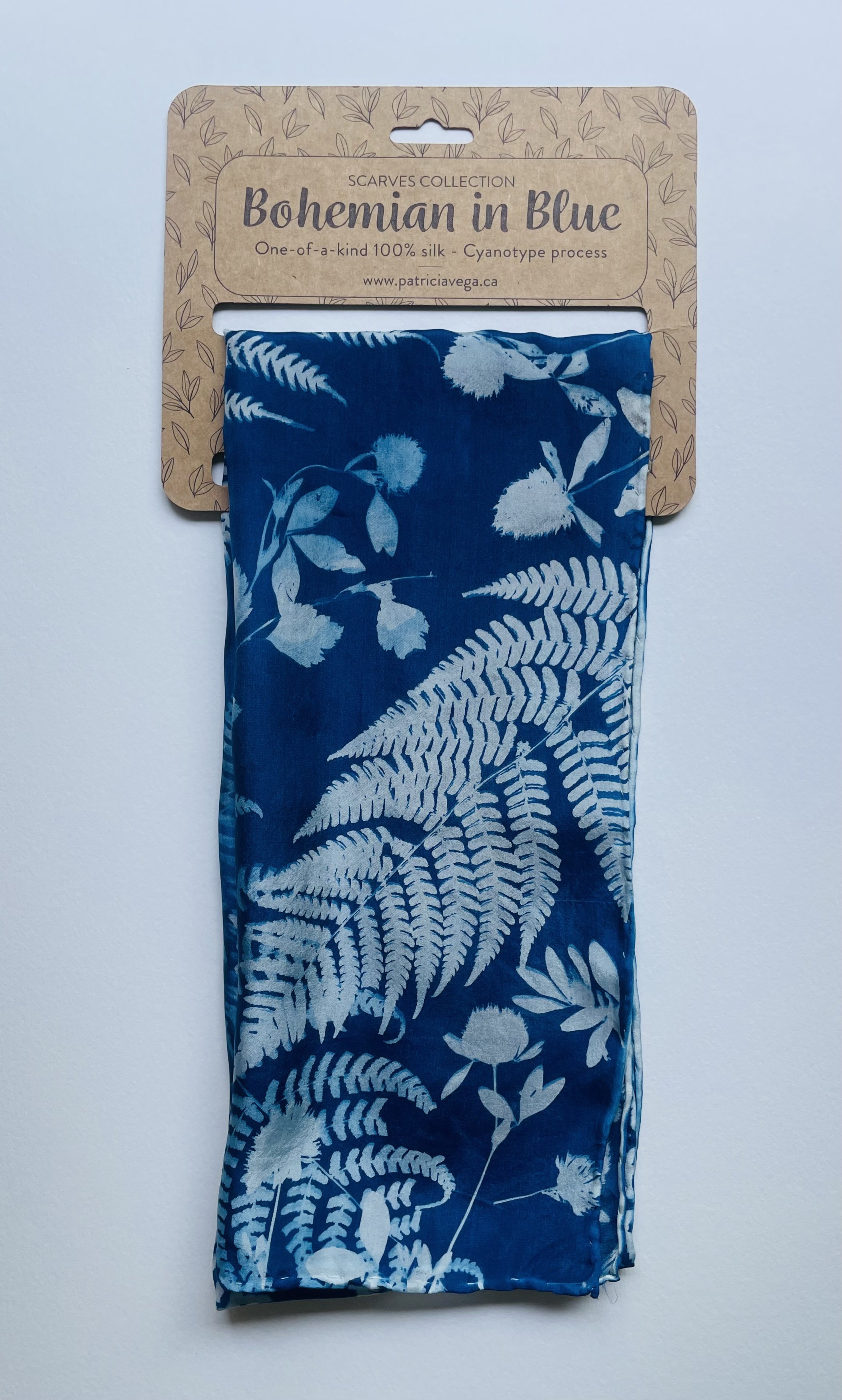 03d ferns and clover white scarf.jpg
