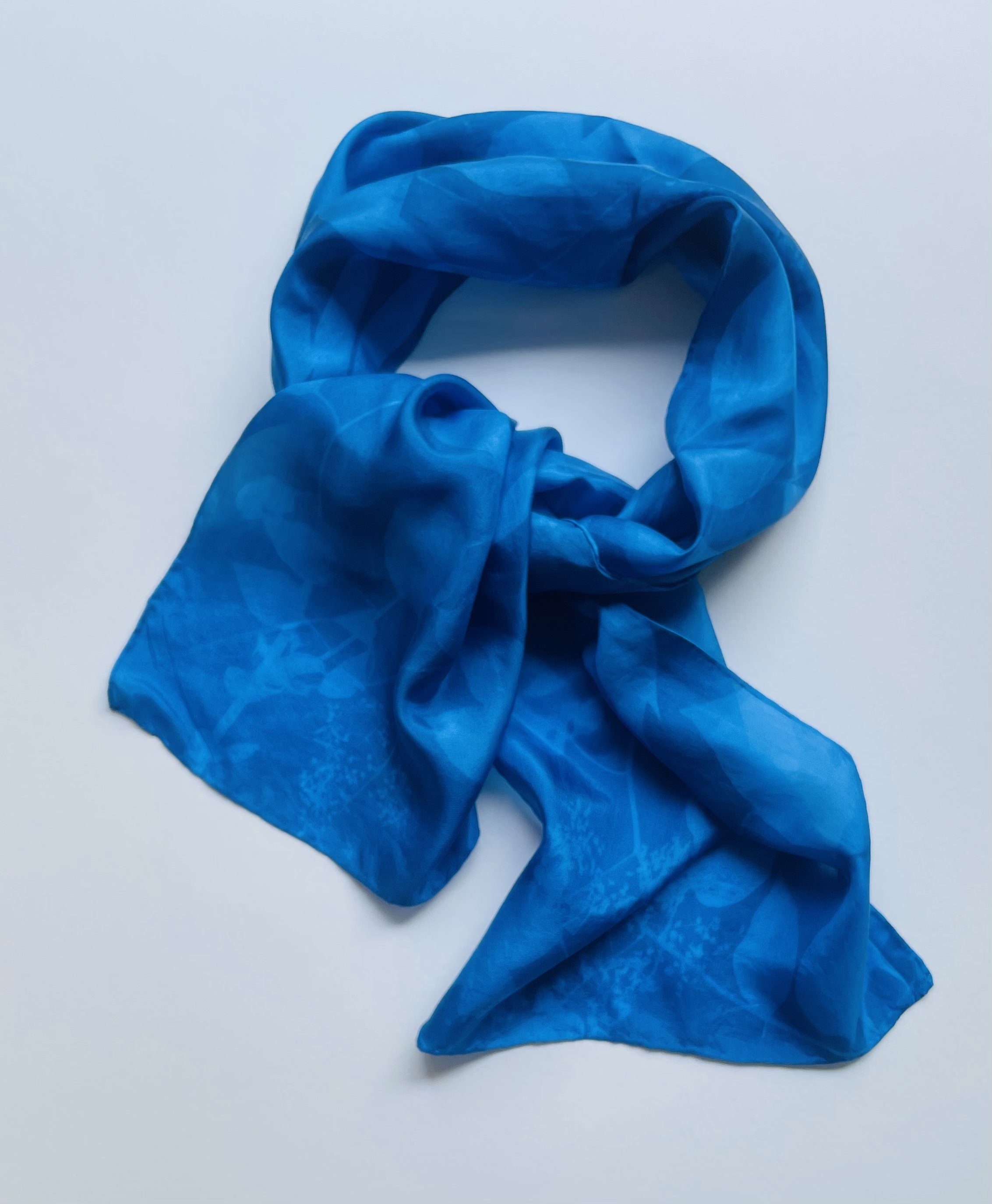 06b dogwood with shrubs blue scarf.jpg