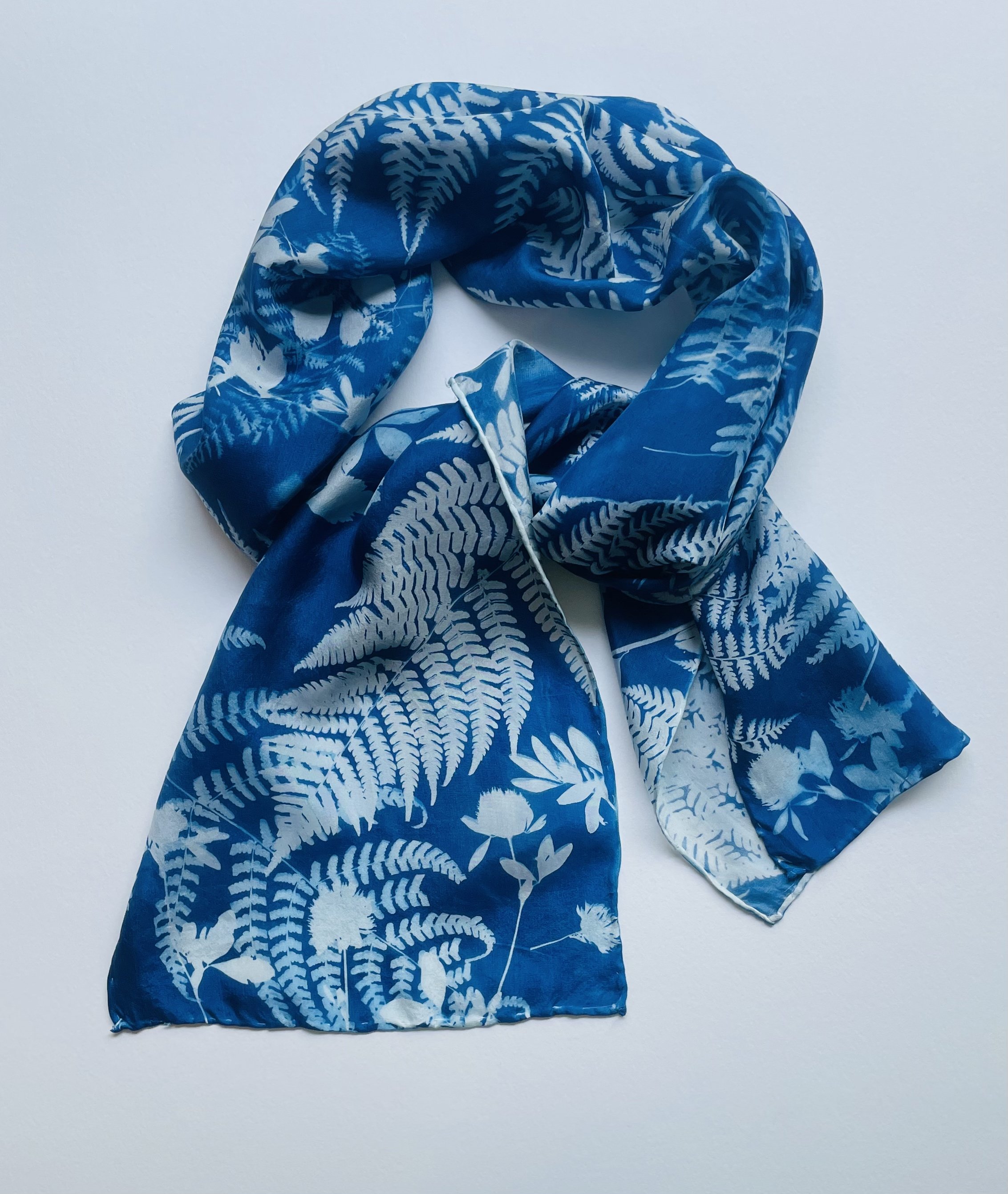 03b ferns and clover white scarf.jpg
