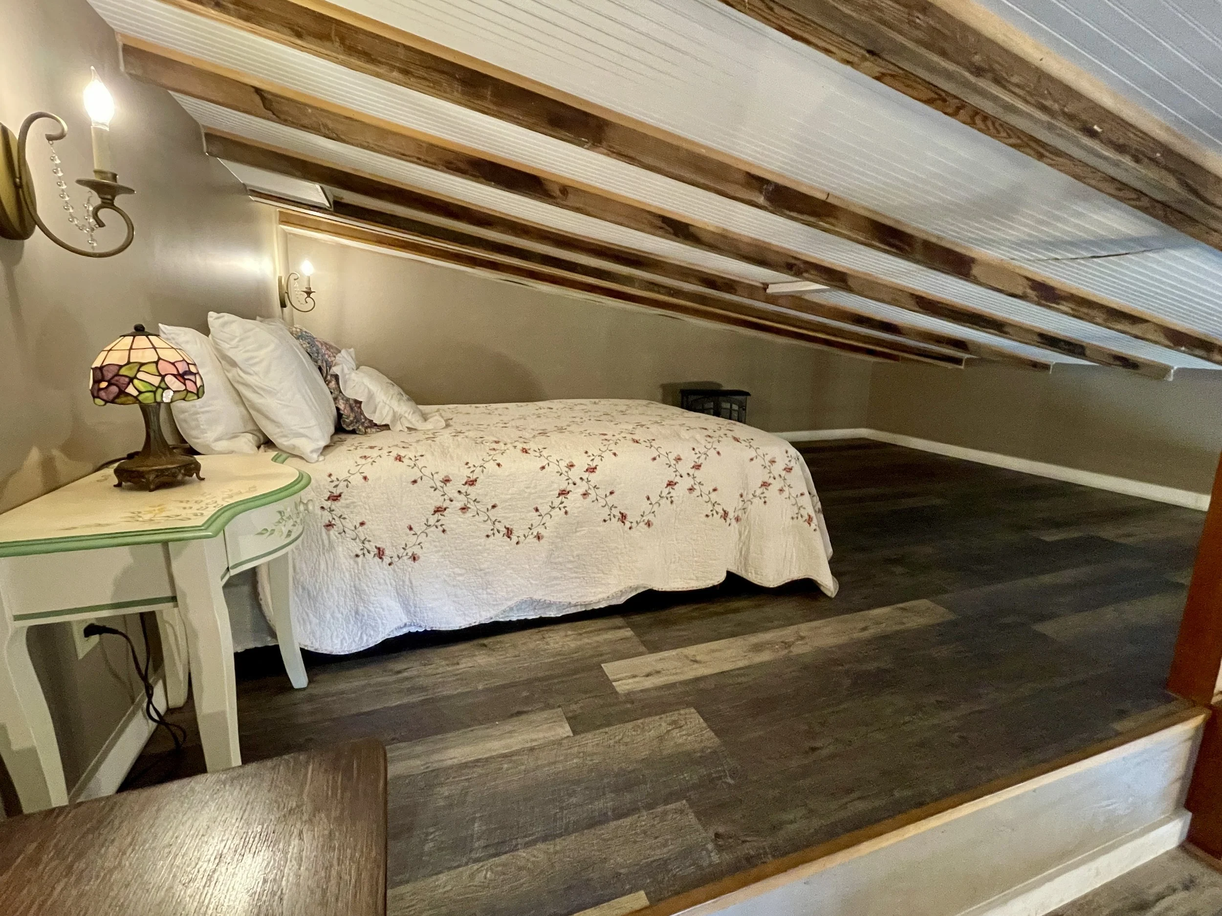 Hay Loft Apartment - loft bedroom