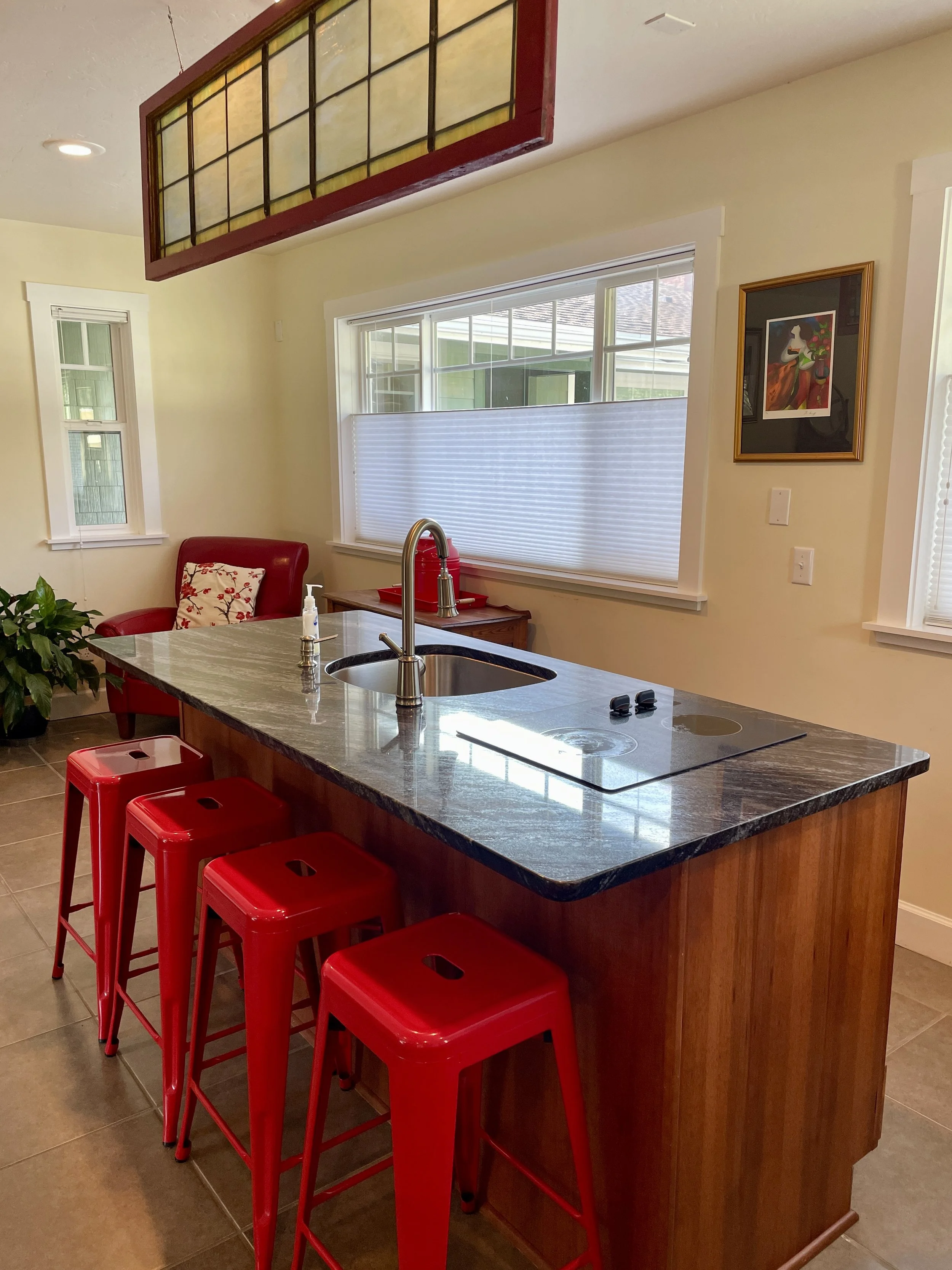 Detached Studio Kitchenette