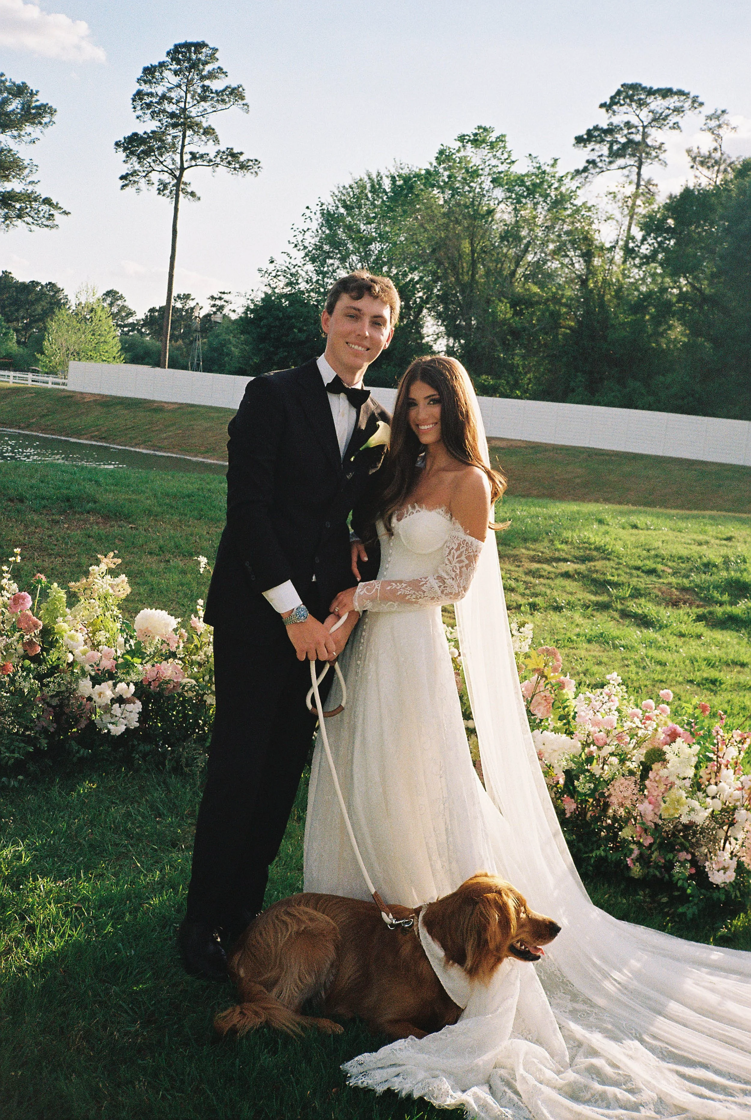 An Old Money Inspired Wedding at Boxwood Manor in Texas | Madison &amp; Conner on Film 