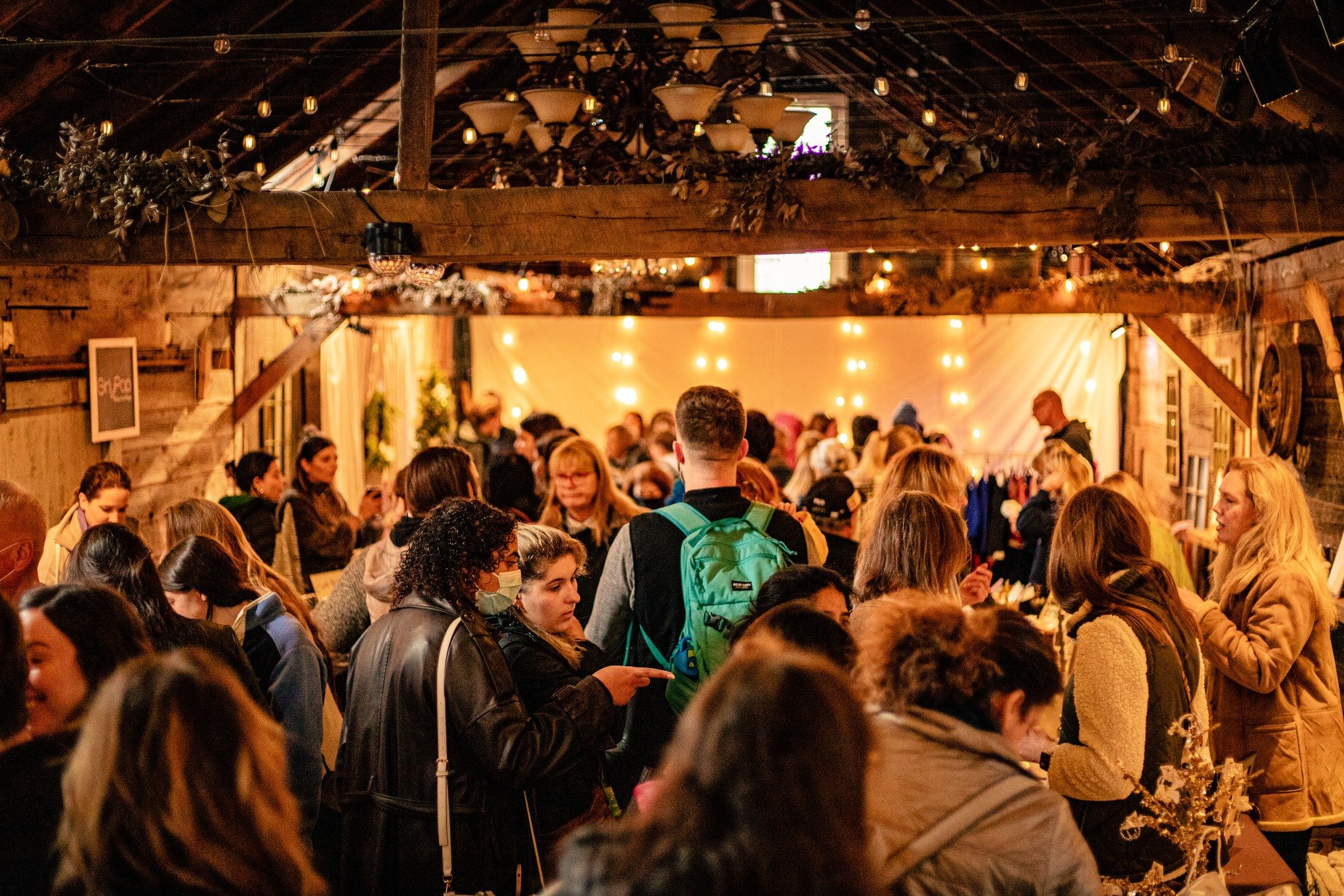 Hudson Holiday Market