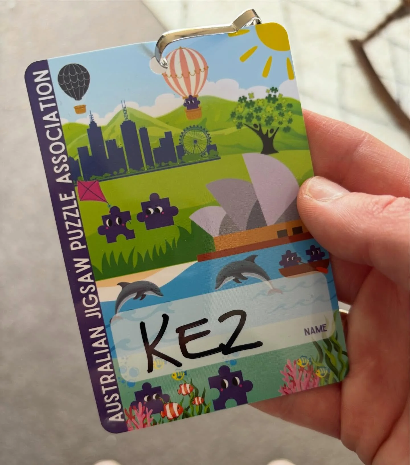 Let me tell you about this weekend and my new fave hobby. Speed jigsaw puzzling! 

I ran into the wonderful @katesollywriter and then my team &lsquo;the jig is up&rsquo; got puzzling. 2 hours, 1000 piece puzzle, hundreds of people, teams of 4 (there 