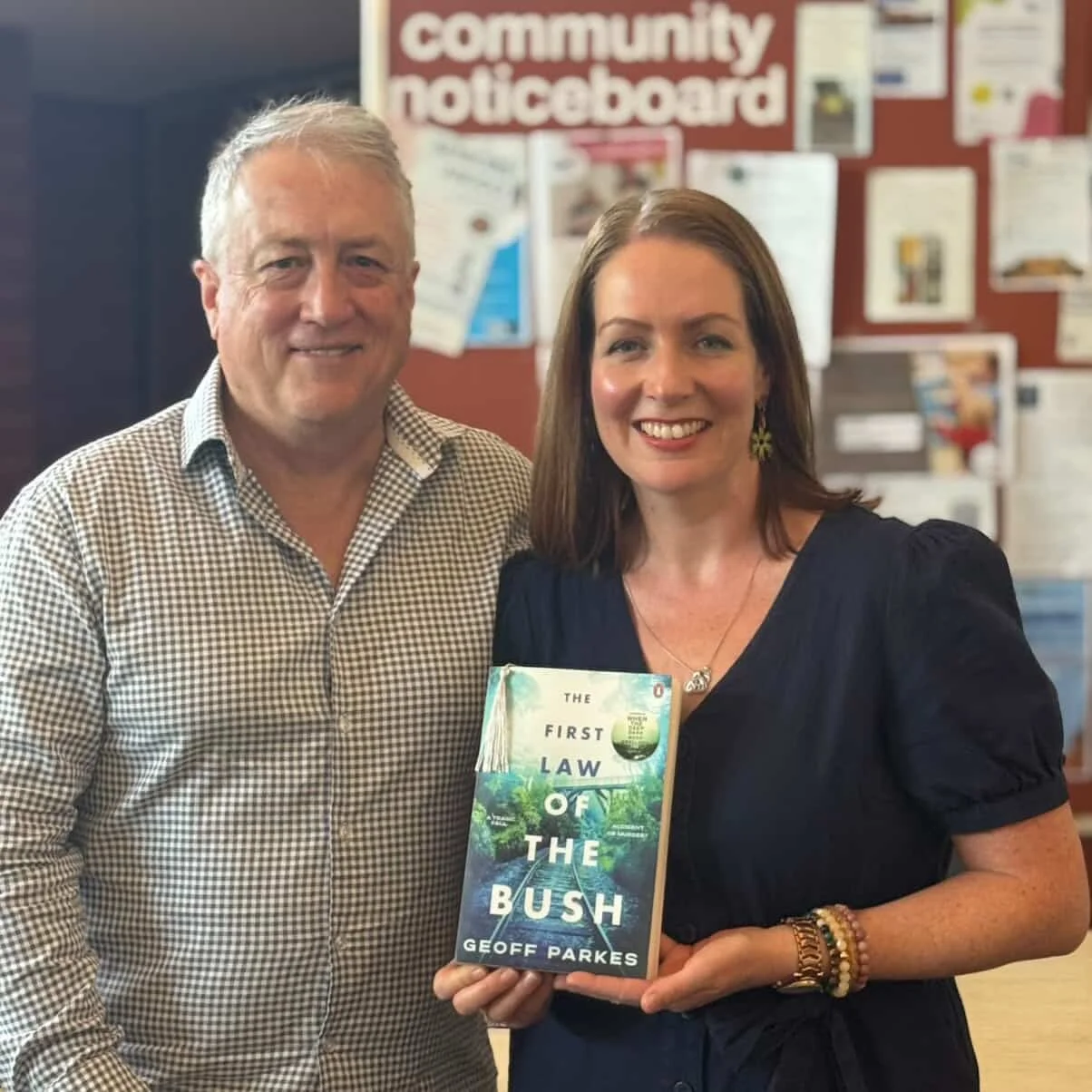 First Law Of the Bush event with @parkes.geoff 

5 🌟 book, 5 🌟 author ✍️ 

Thanks for inviting me @baysidelibraries 

@penguinbooksaus #aussiecrime #kiwicrime #writers #penguinauthors #librarieschangelives