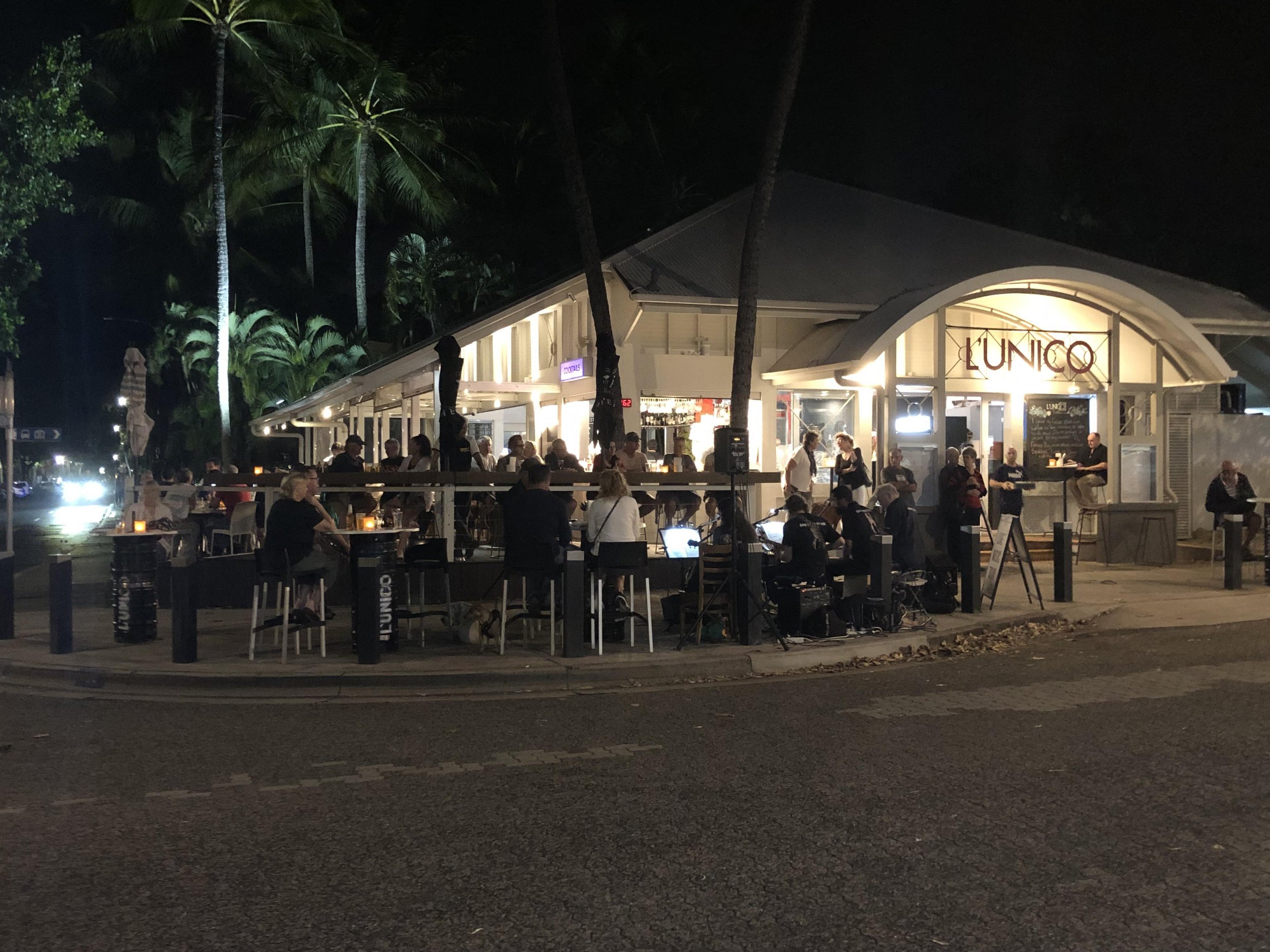 L'Unico Trattoria Italiano Restaurant