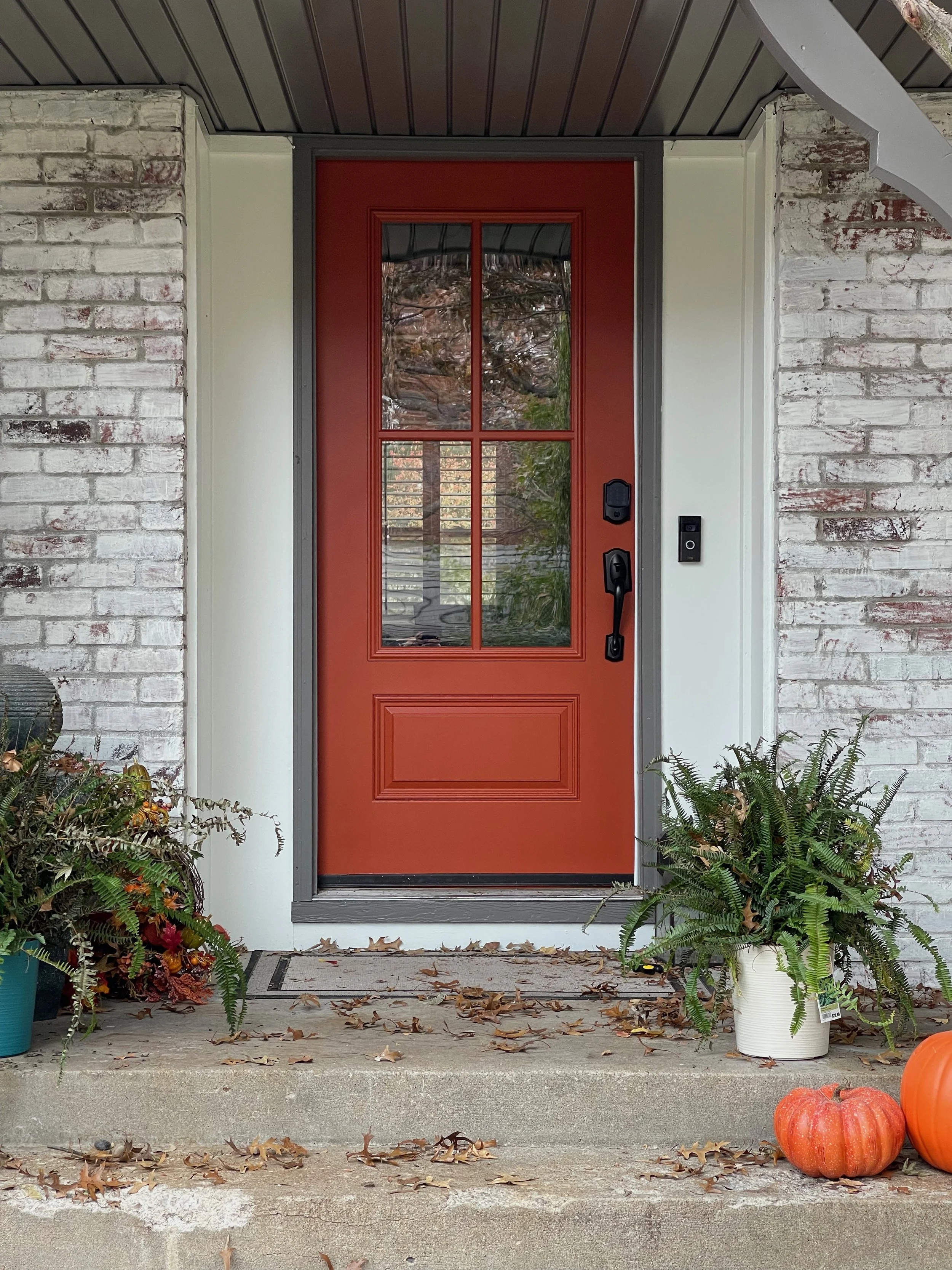 Exterior 3.jpg