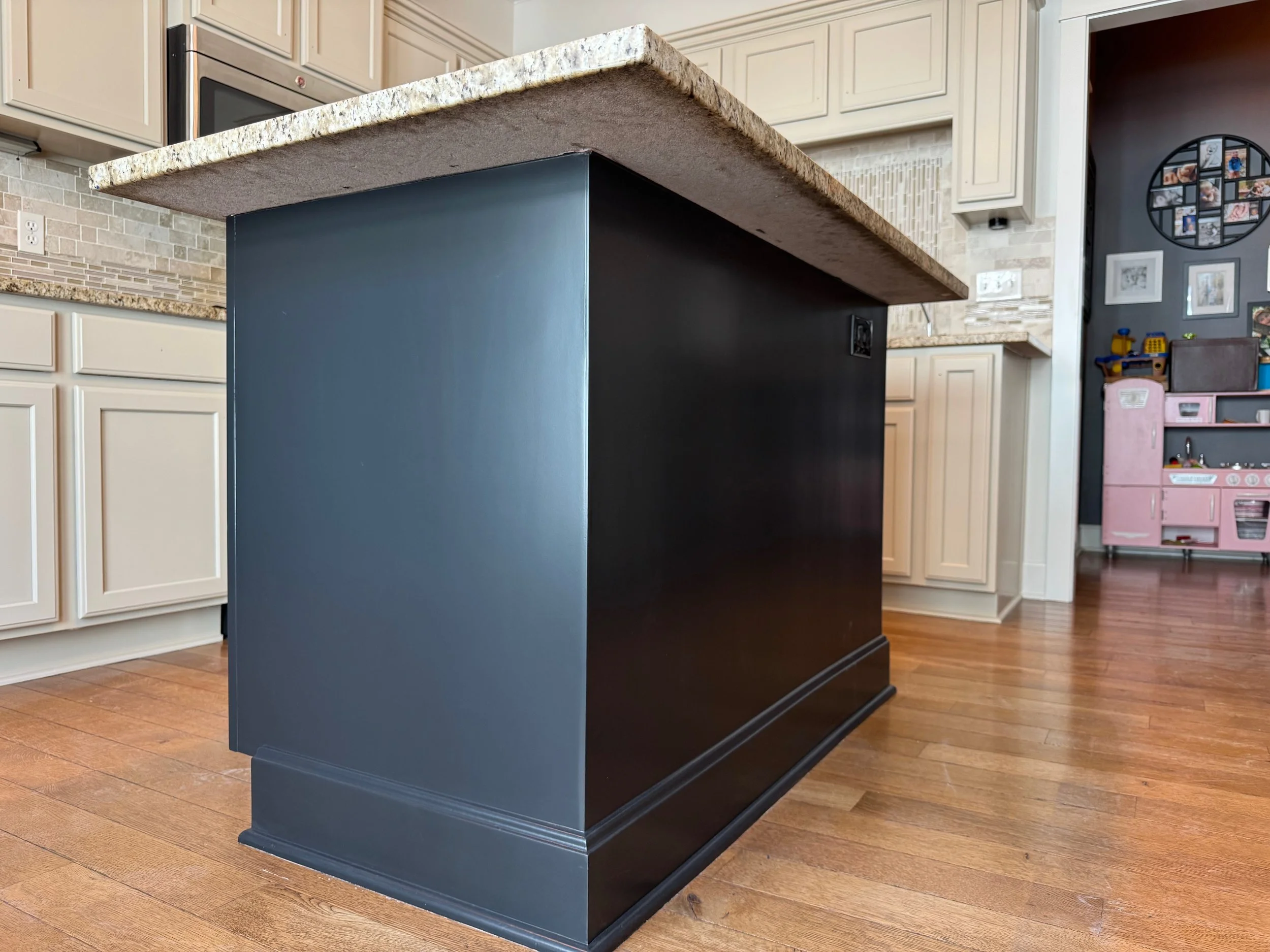 Cabinets 2.jpg