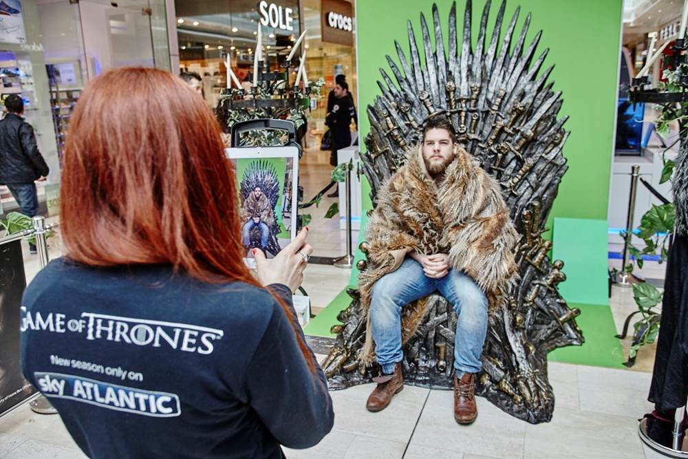 Throne 1.jpg