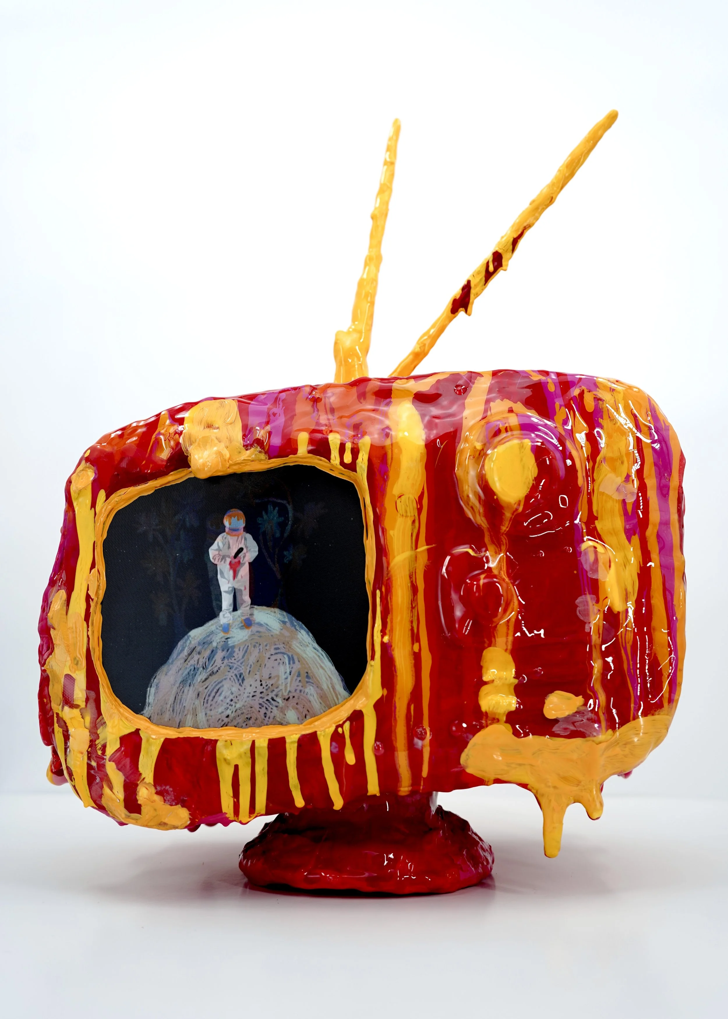 Front view of melting television sculpture by contemporary artist Sophia Huang, mixed media sculpture with resin, paint, and embedded lenticular print, abstract TV form