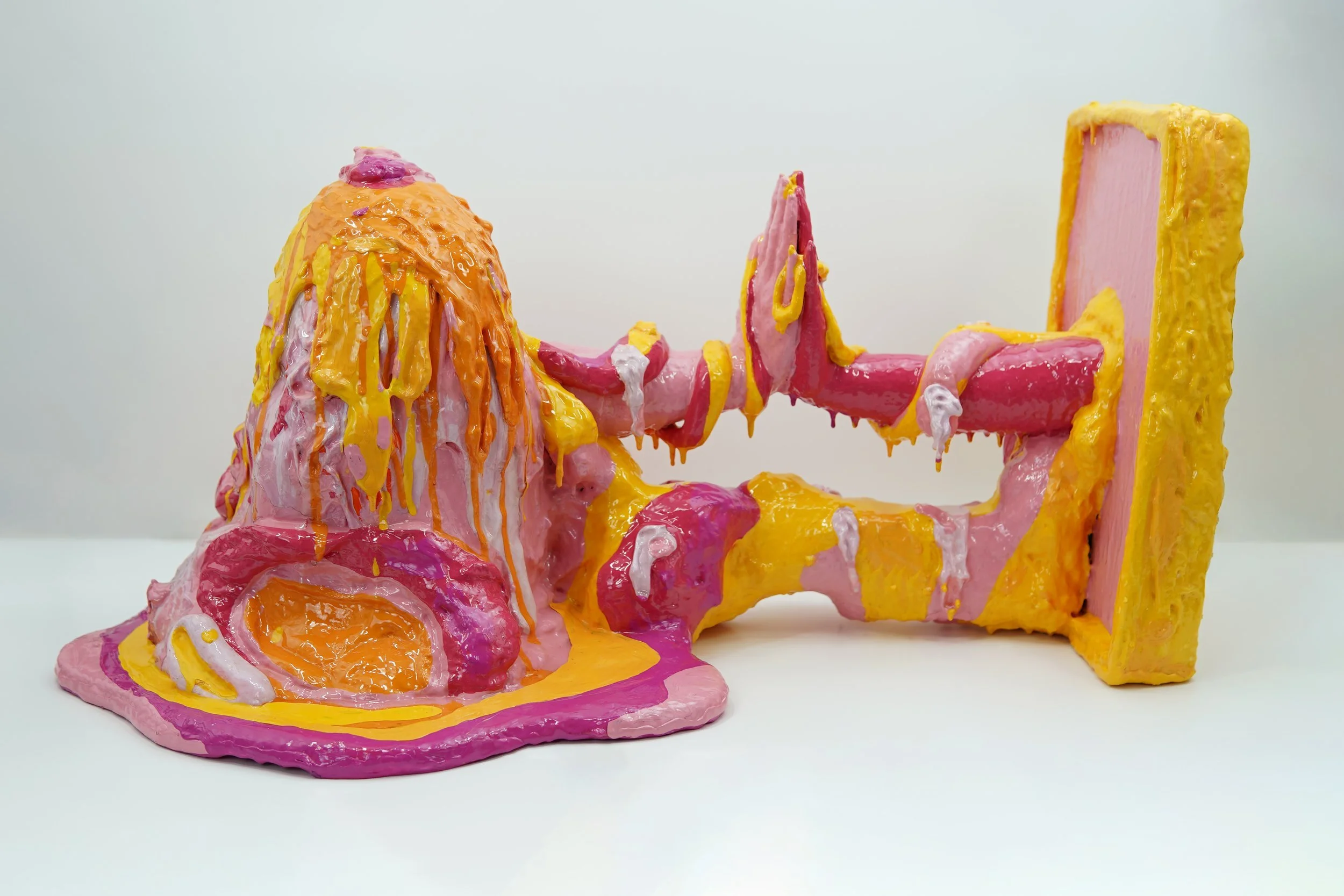 In Dancing on Jupiter, artist Sophia Huang uses color, form, and texture to reflect the emotional aftermath of a romantic rupture, tracing how a bond once defined by expansion and possibility collapses into separation and loss.