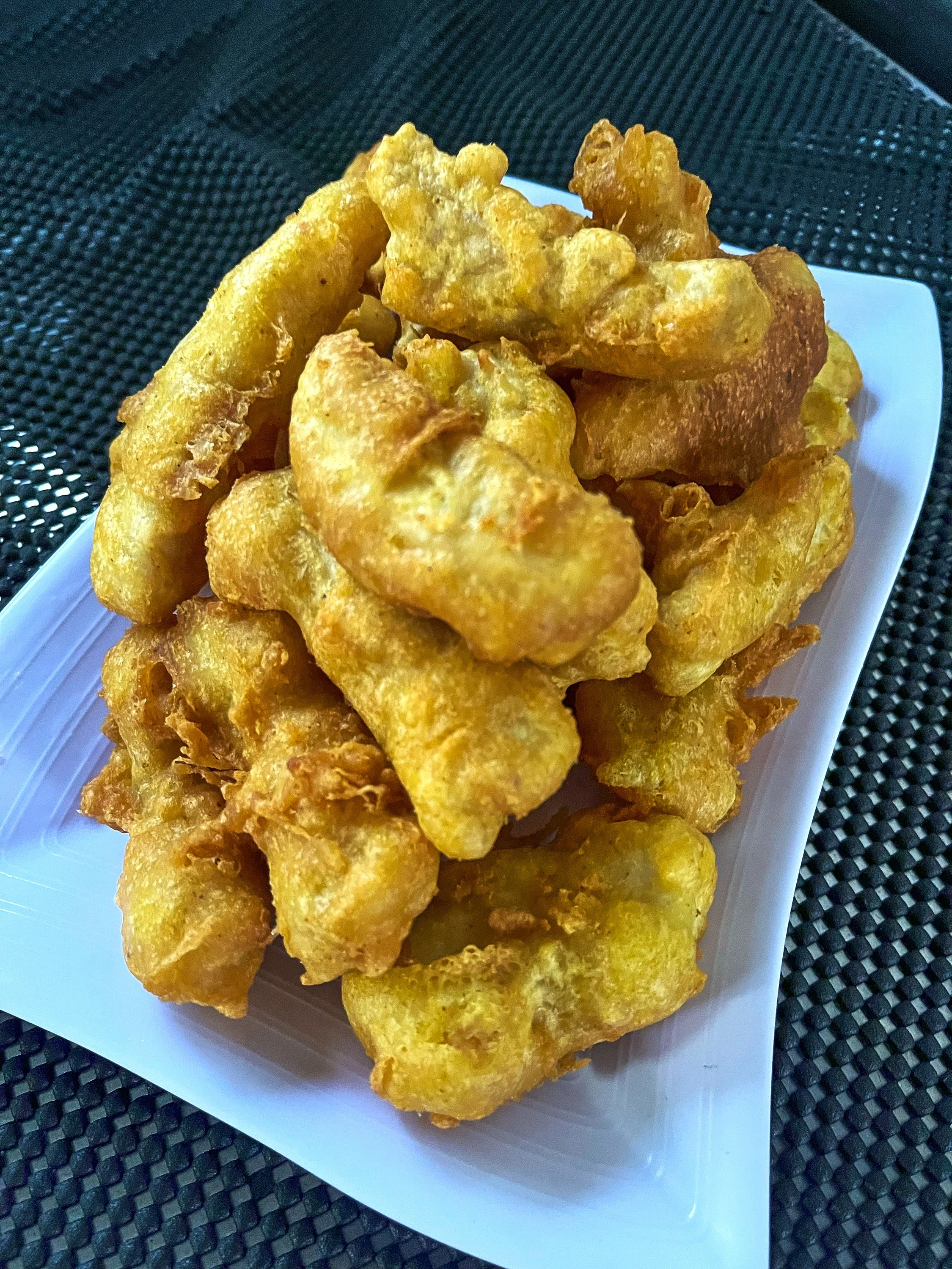  Beer battered fish nugget 