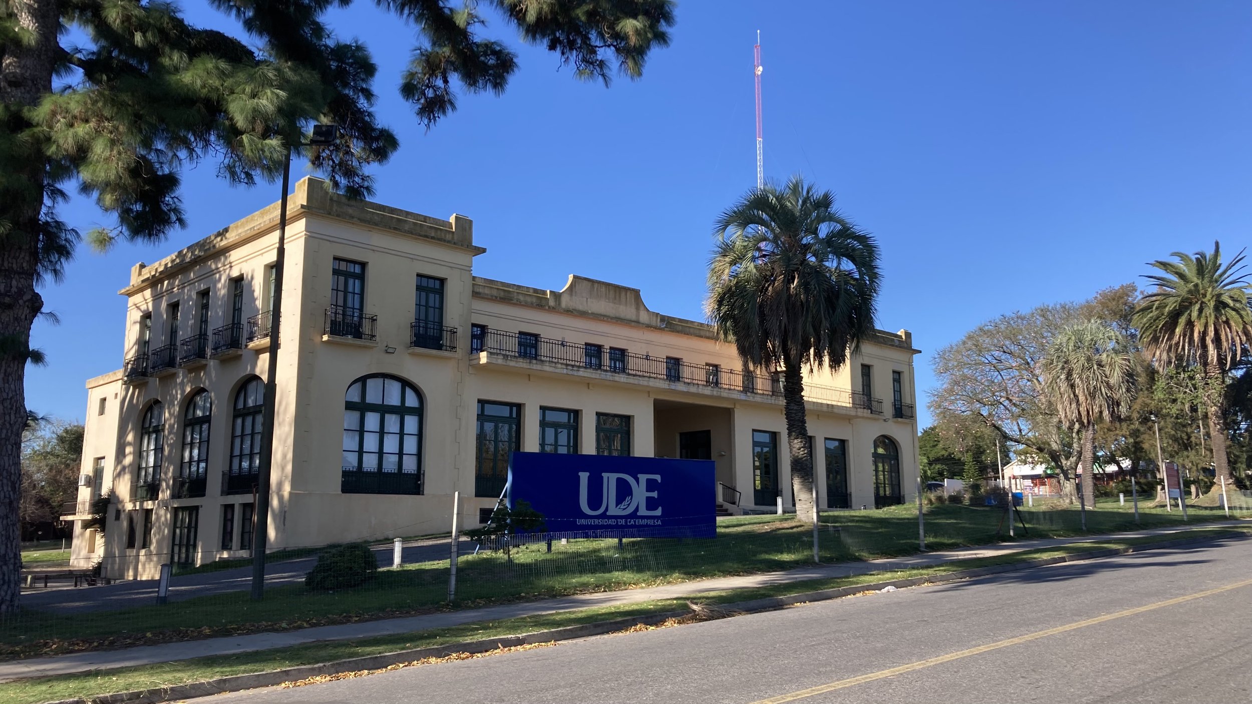 uni building.jpg