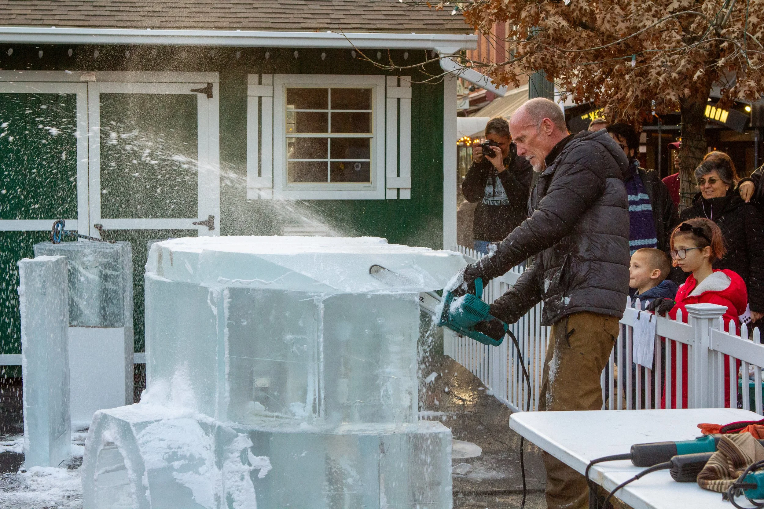 02_02_24_ice_carving_SNordstrom_1.jpg