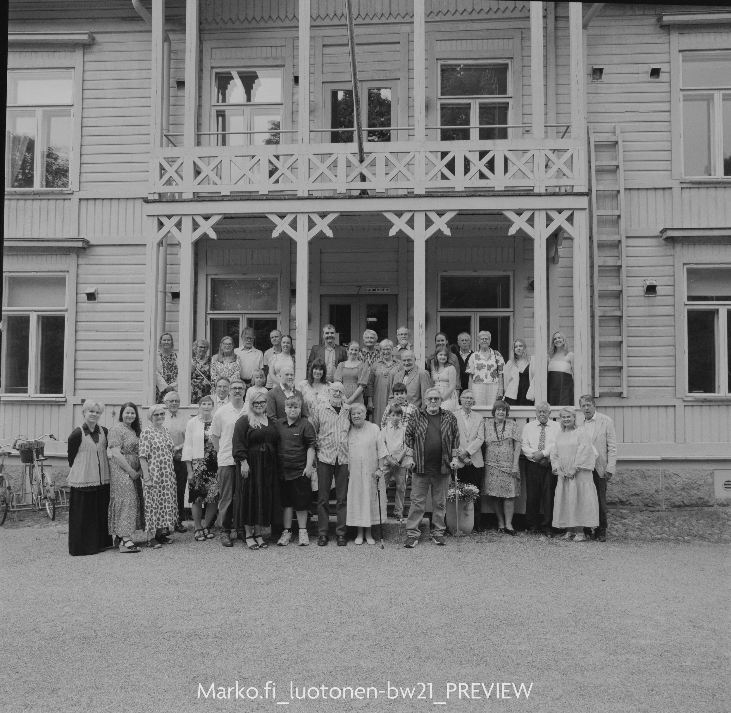 luotonen-bw21.jpg