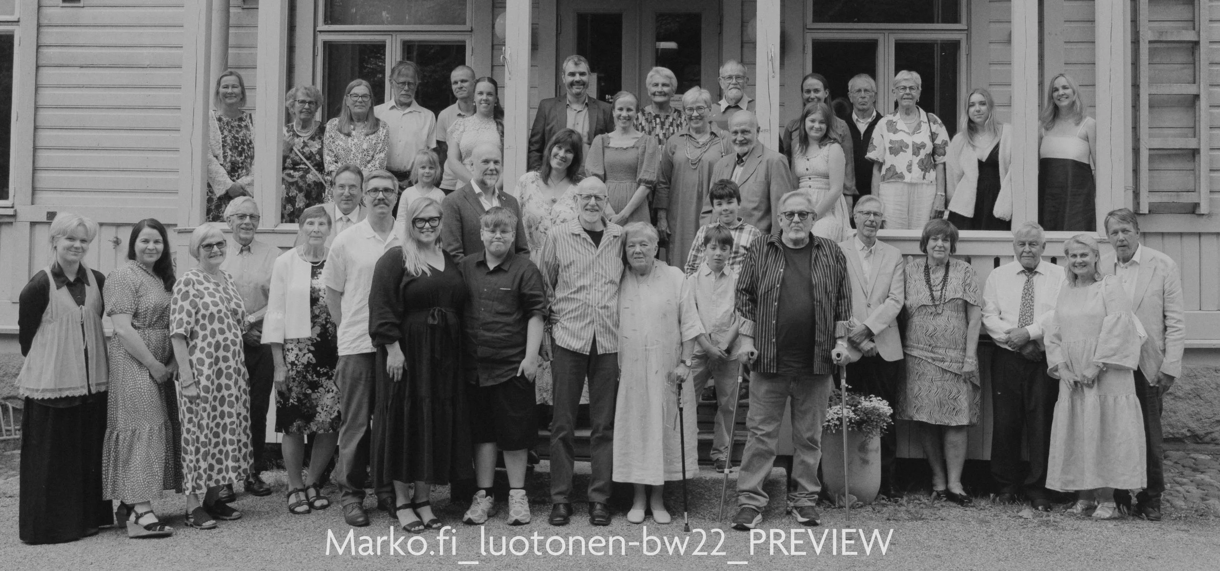 luotonen-bw22 1.jpg
