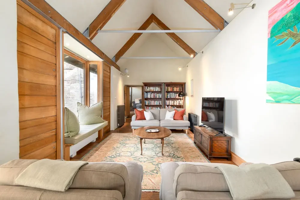 living-room_08.webp