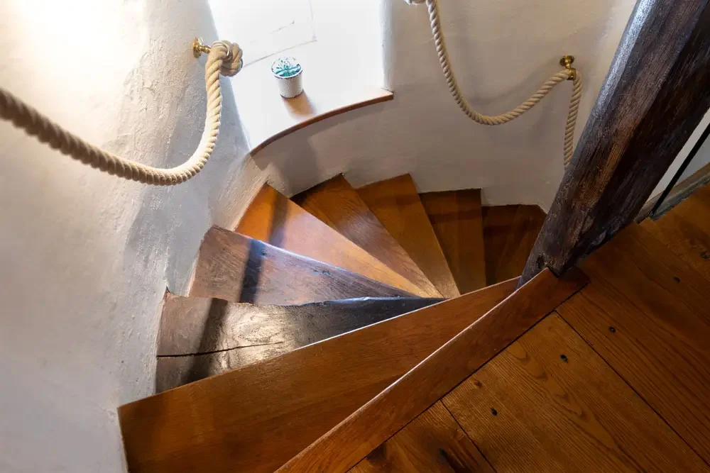stairs_01.webp