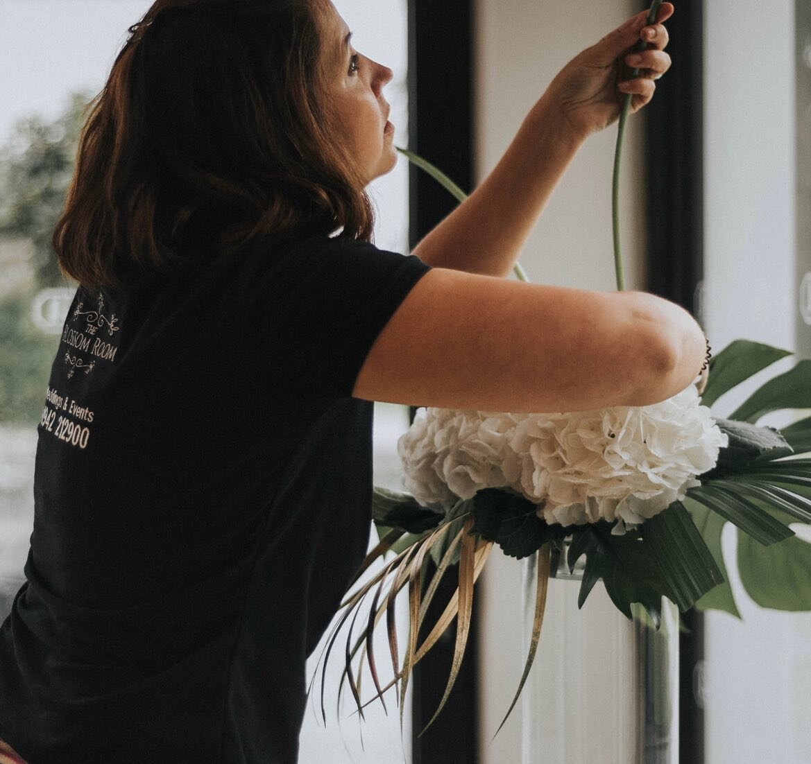 Who runs @the_blossom_room ? 

After an influx of new followers recently I thought I would introduce myself and answer some questions. 

So this is me., Carol Peacock doing my thing.  So I am a wedding floral designer and owner of the business. I als