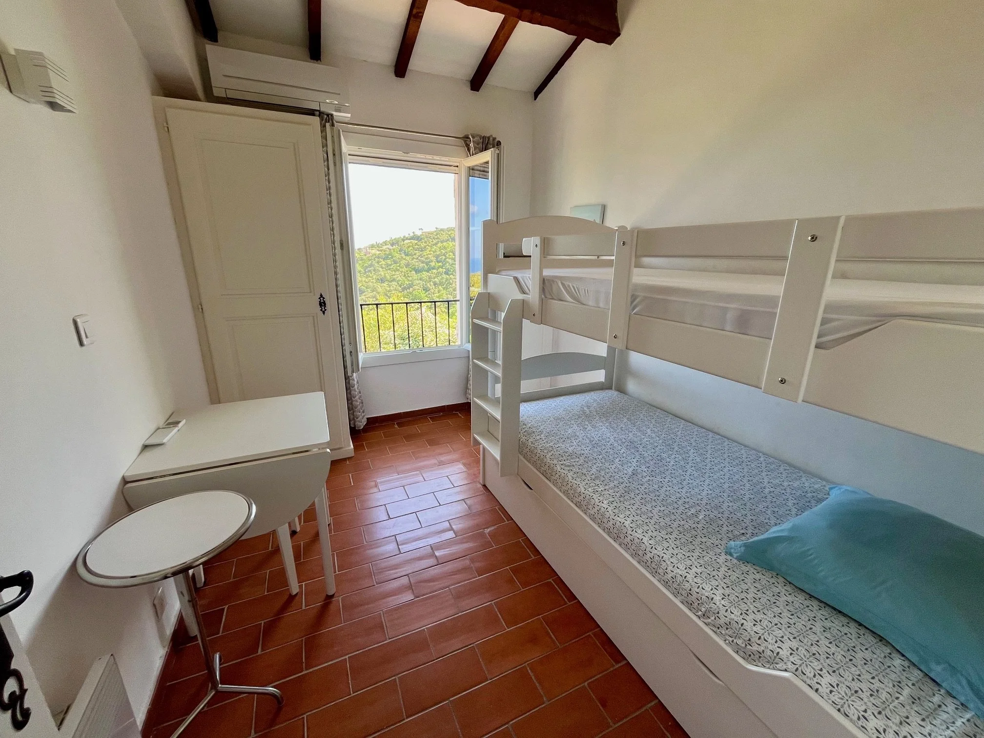 Mas Pinea - INT Chbr - IMG_8546.jpeg