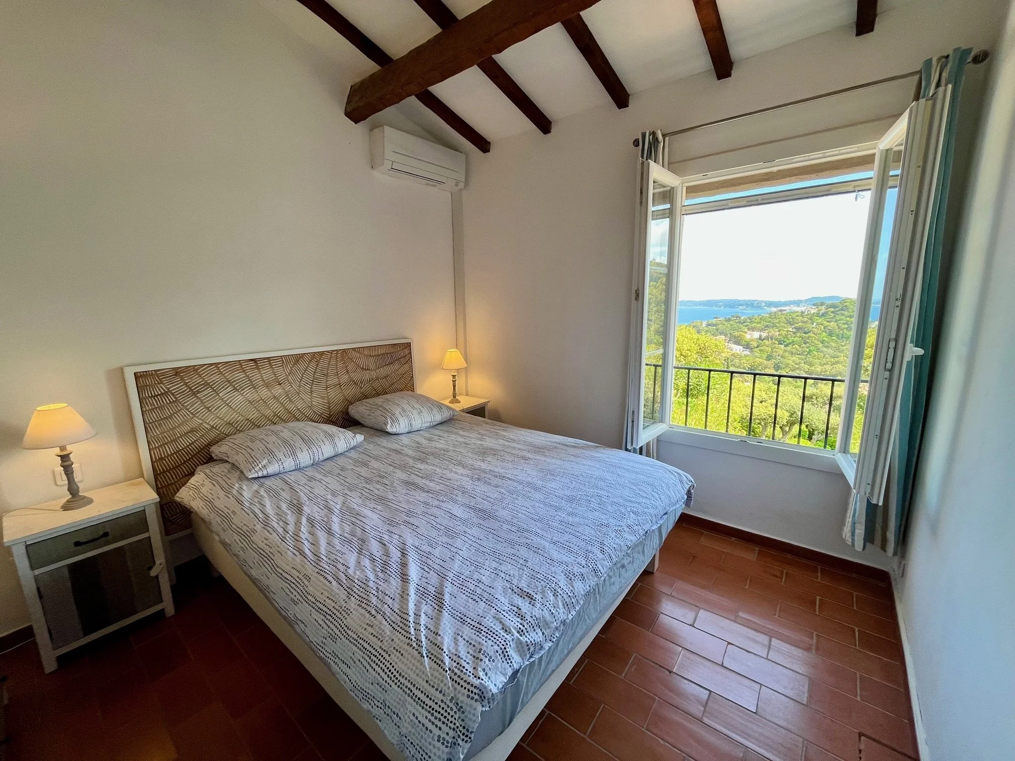 Mas Pinea - INT Chbr - IMG_8543.jpeg