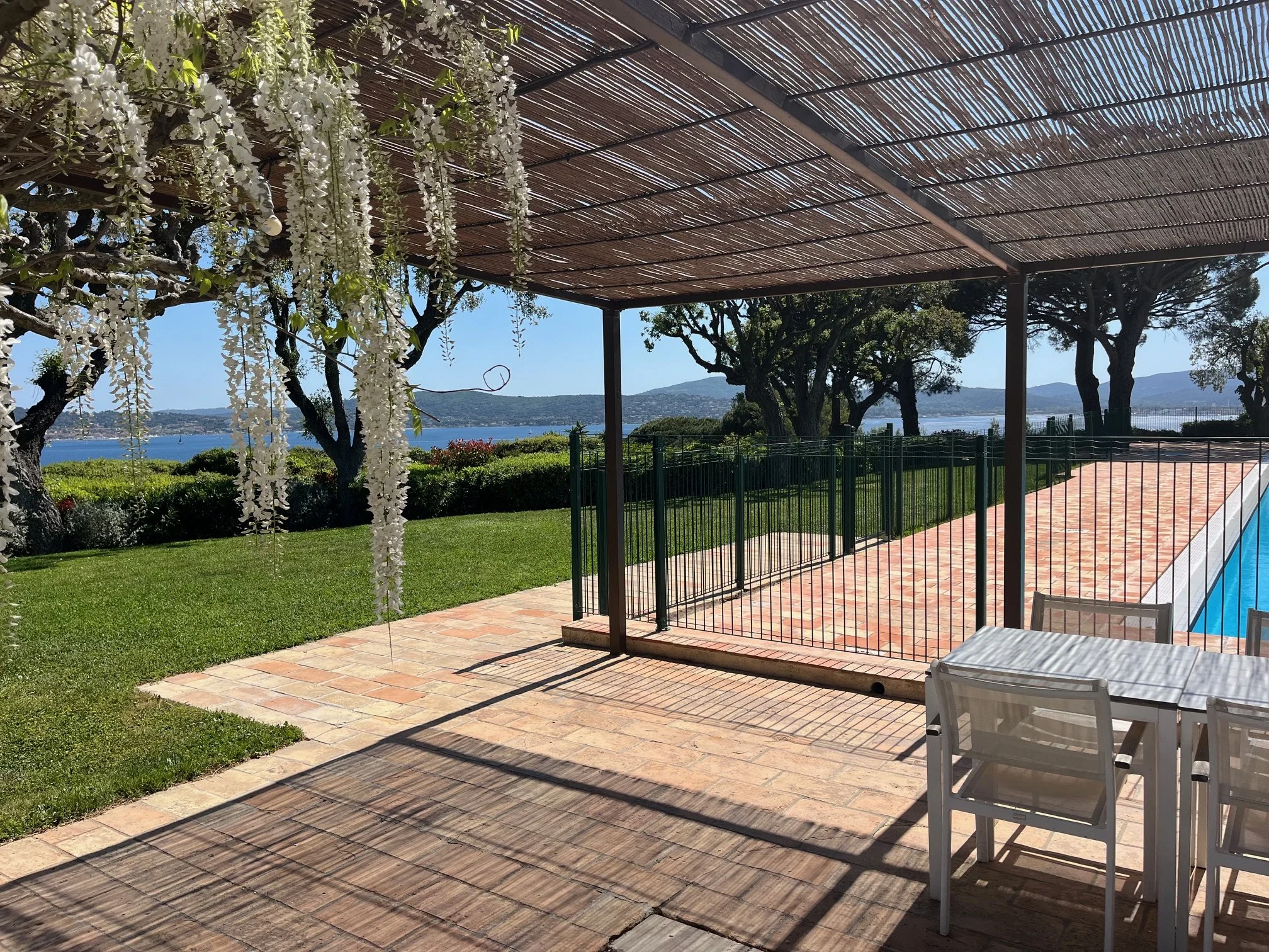 Guerrevieille prive - piscine 01.jpeg