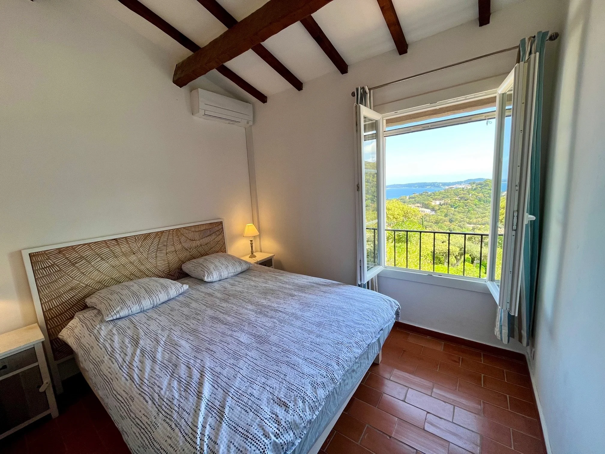 Mas Pinea - INT Chbr - IMG_8542.jpeg