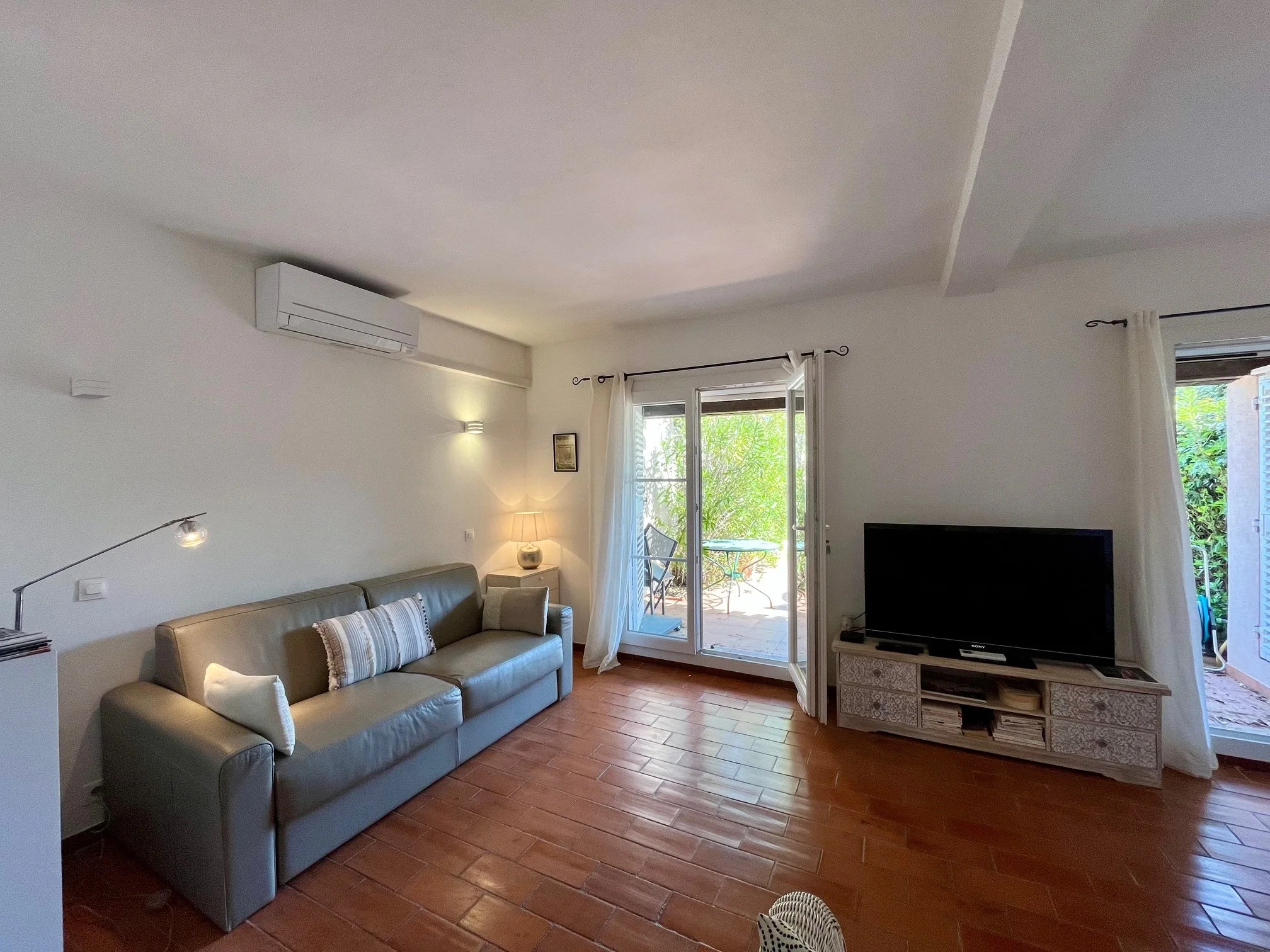 Mas Pinea - INT - IMG_8549.jpeg