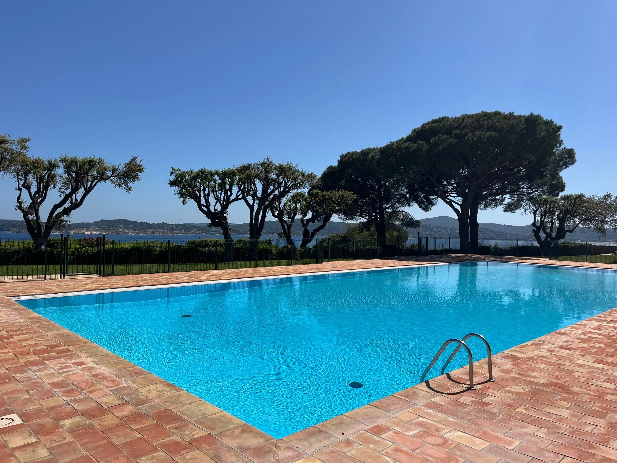 Guerrevieille prive - piscine 03.jpeg