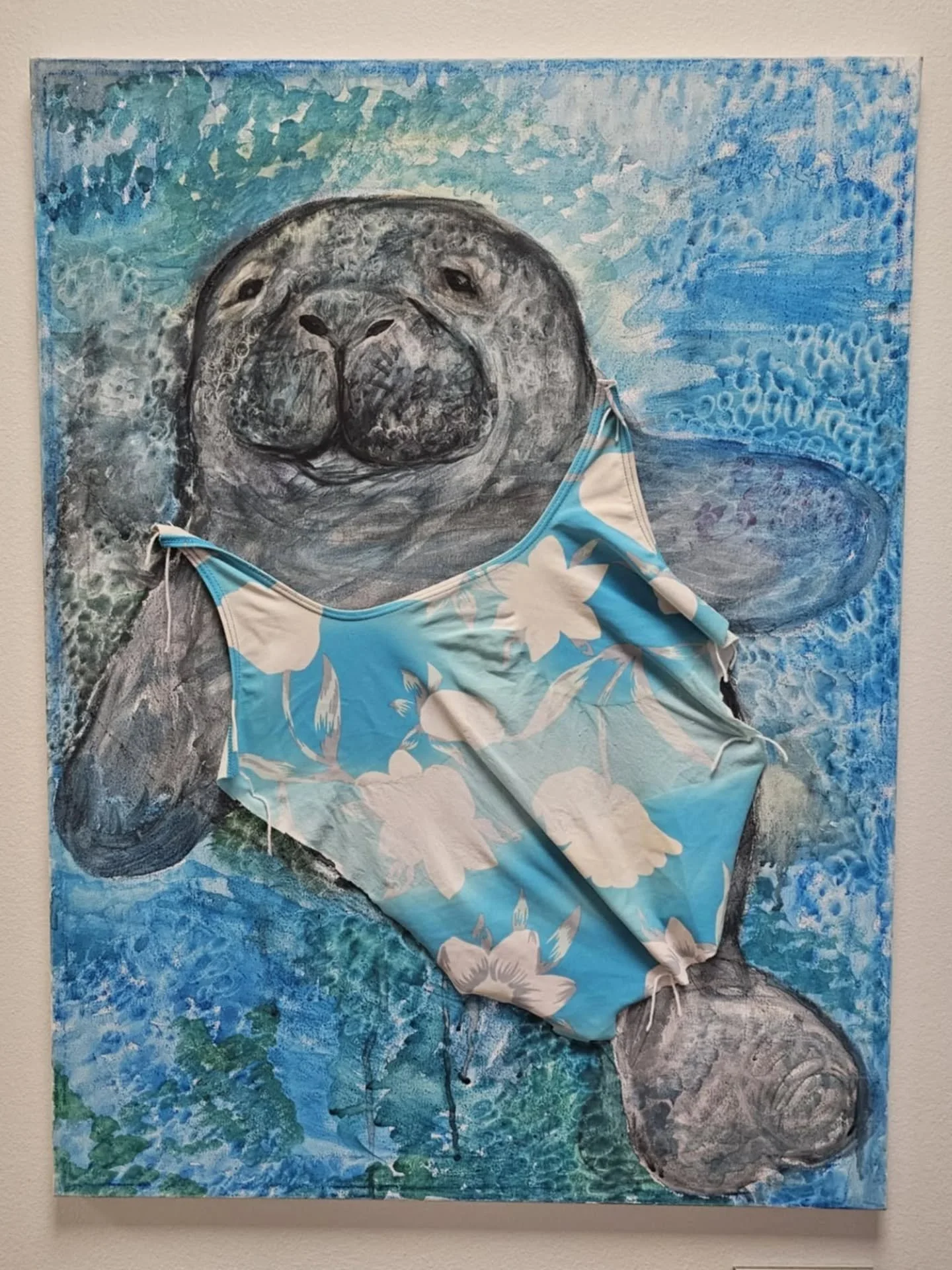 Verk eftir Fridu Adrionu Martins 
Verk &aacute; striga,  2025

Frida ver&eth;ur &iacute; Listvinnzlunni fimmtudaginn 11.desember &aacute; milli 13:30 - 15:30,  og tekur &aacute; m&oacute;ti  &aacute;hugas&ouml;mum kaupendum. 

#fridaadrianamartins
#l