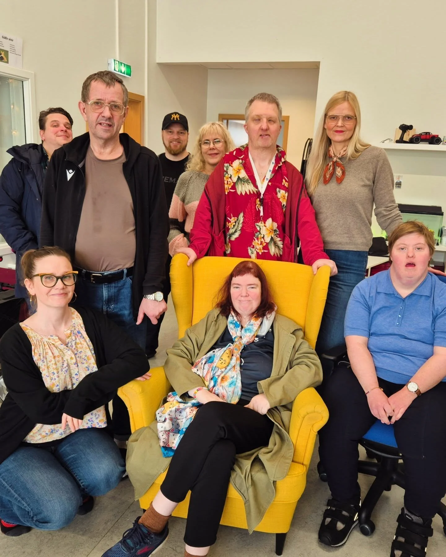 Elín og Margrét með ráðgjöf og kynningu á Listvinnzlunni hjá Öldunni í Borgarnesi