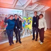 Tekið var á móti bandarískum kvikmyndagerðarmönnum á ferðalagi með hópi nemenda frá USA. 