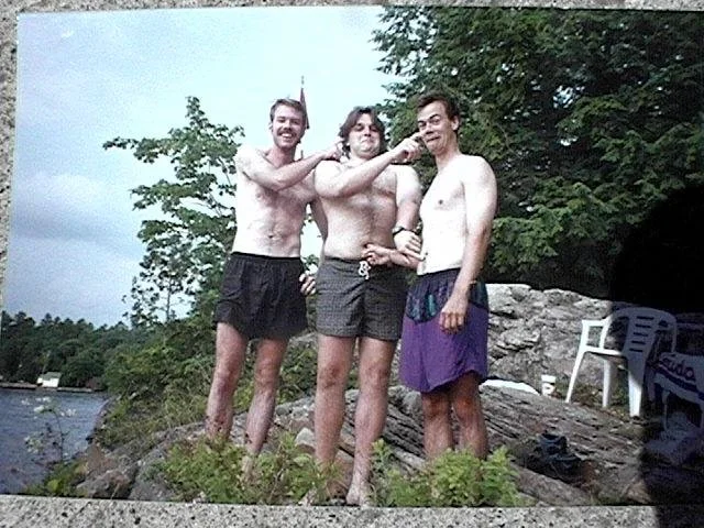 3-guys-96_47781366091_o.jpg