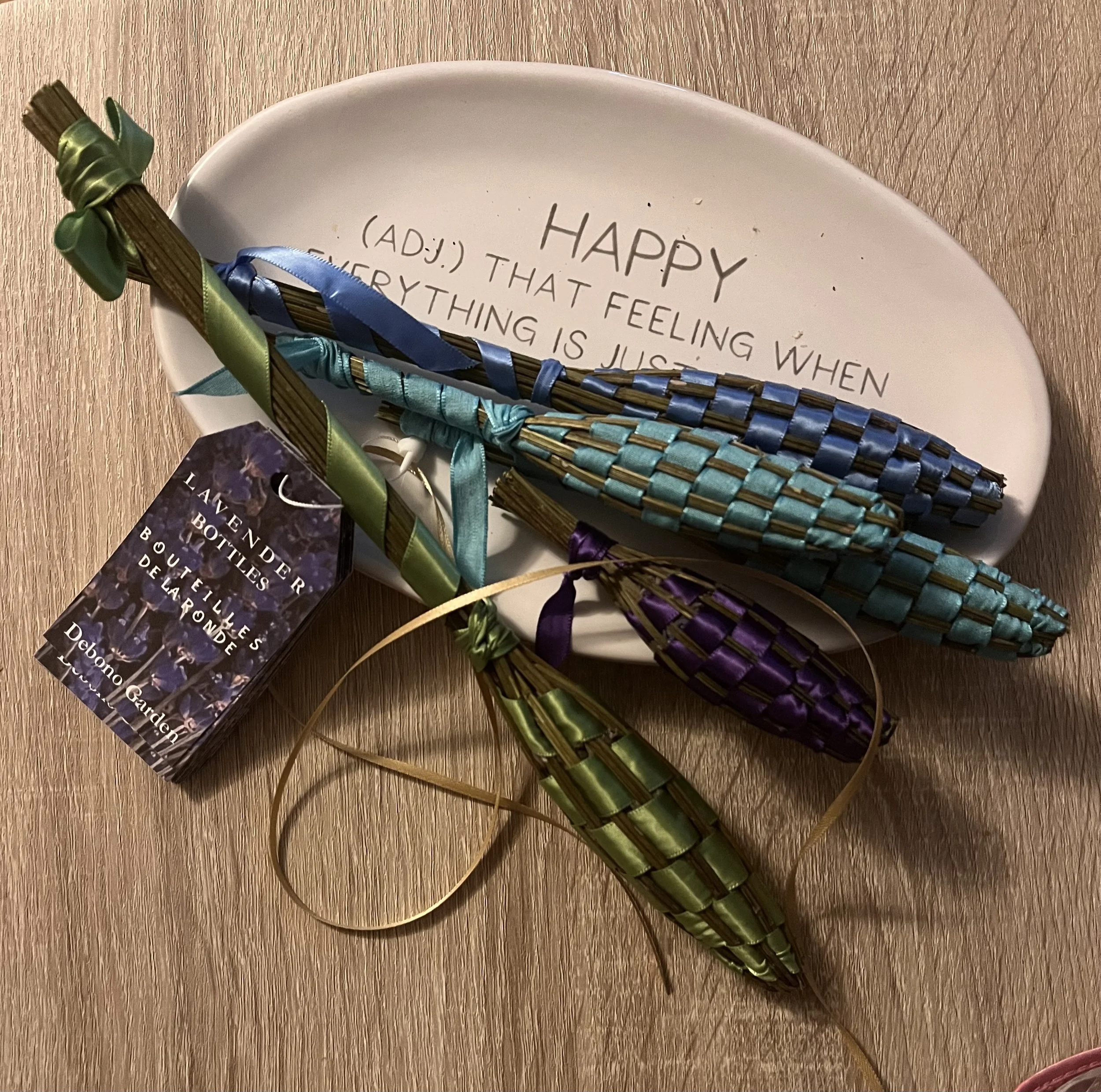 LAV WAND MEDIUM $20.jpeg