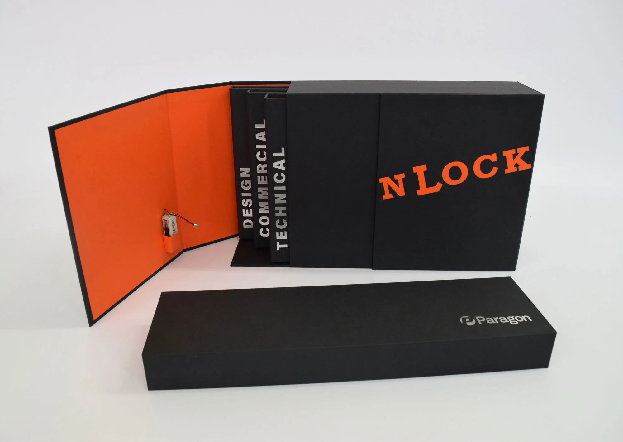 Paragon Camdenlock Bespoke Tender Presentation Box - 2.webp