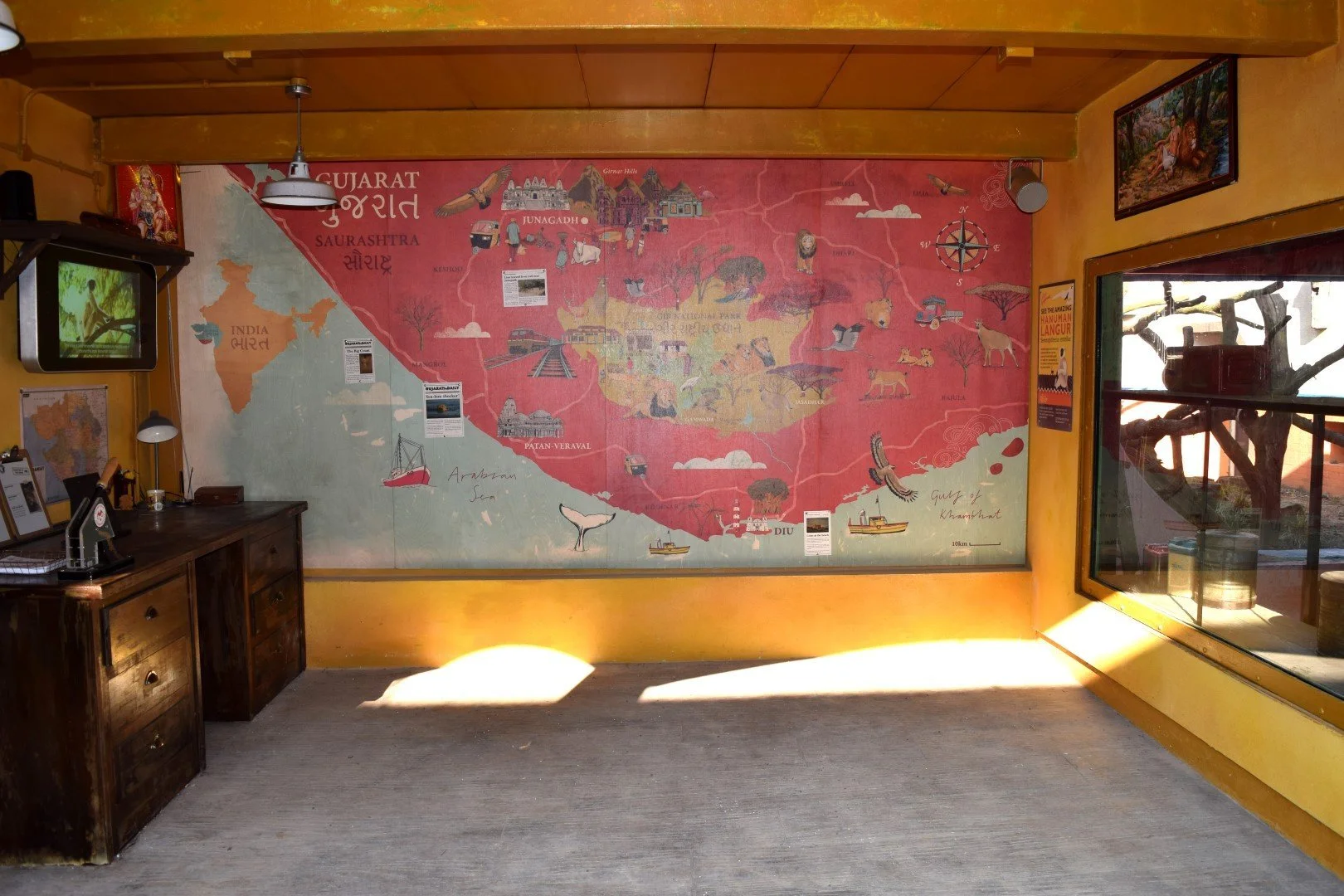 Printing on Wood Lions at London Zoo - 9.webp