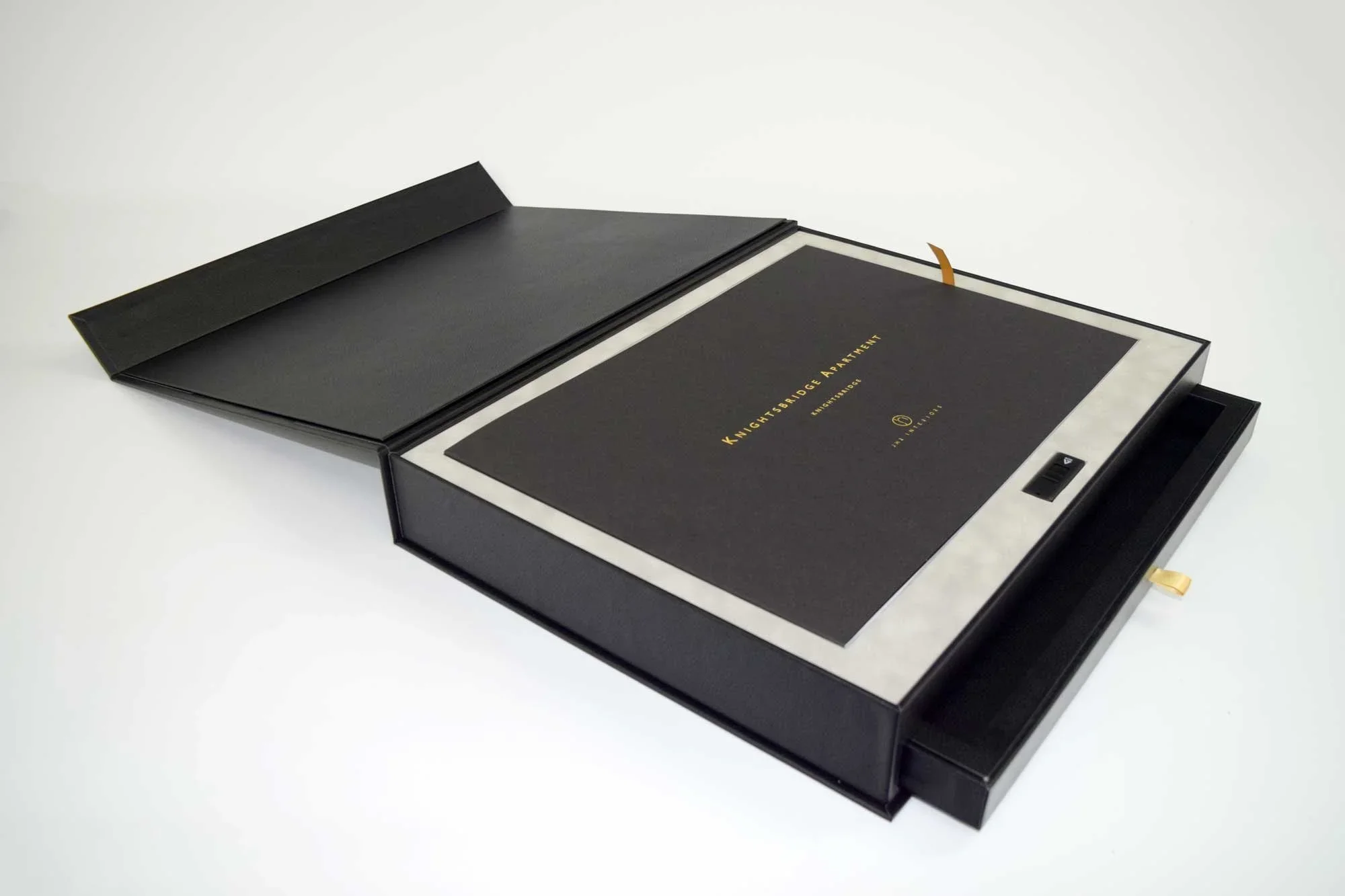 Knightsbridge Apartments box black.webp