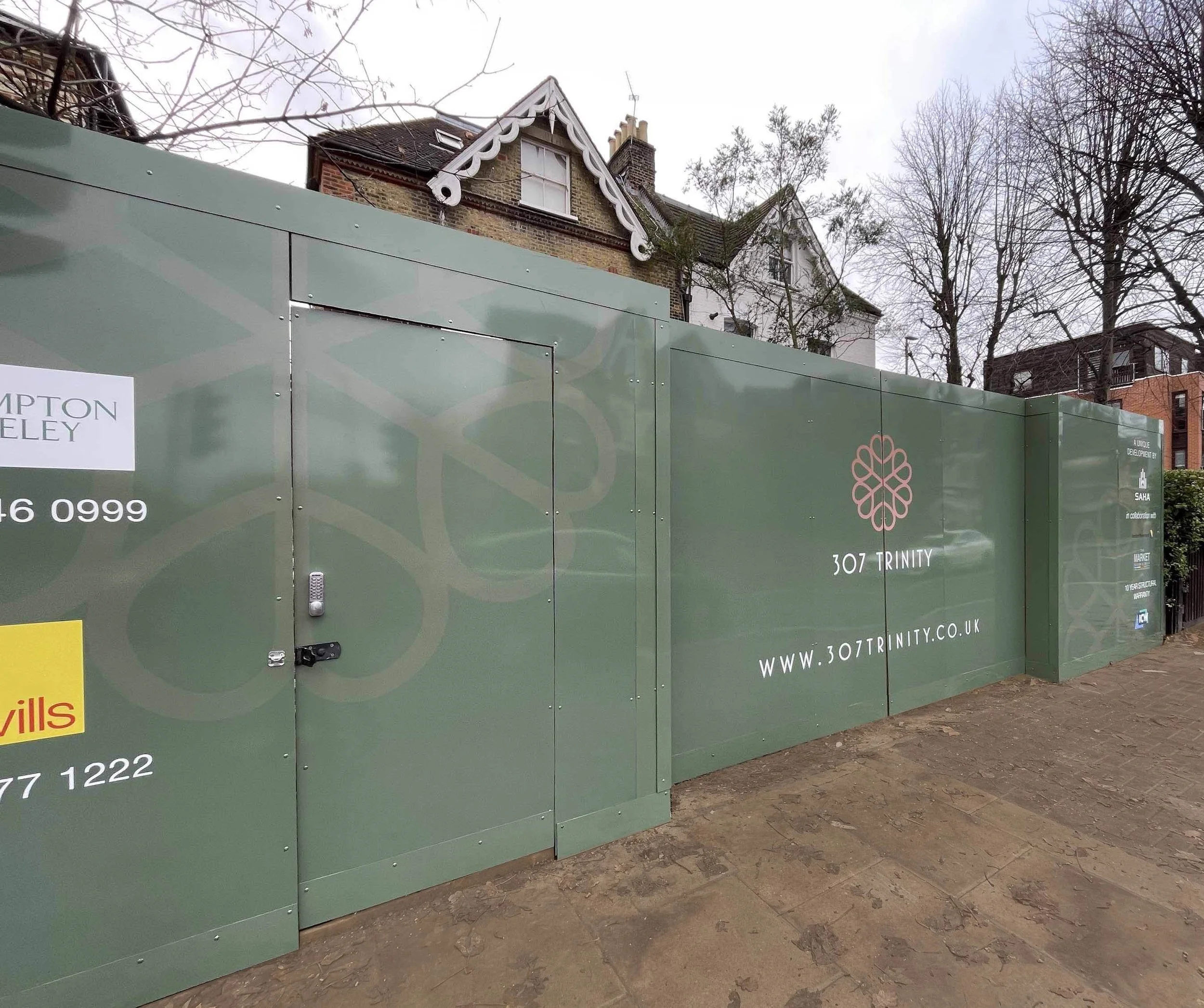 Savills Printed Site Hoarding for New Residential Homes.webp