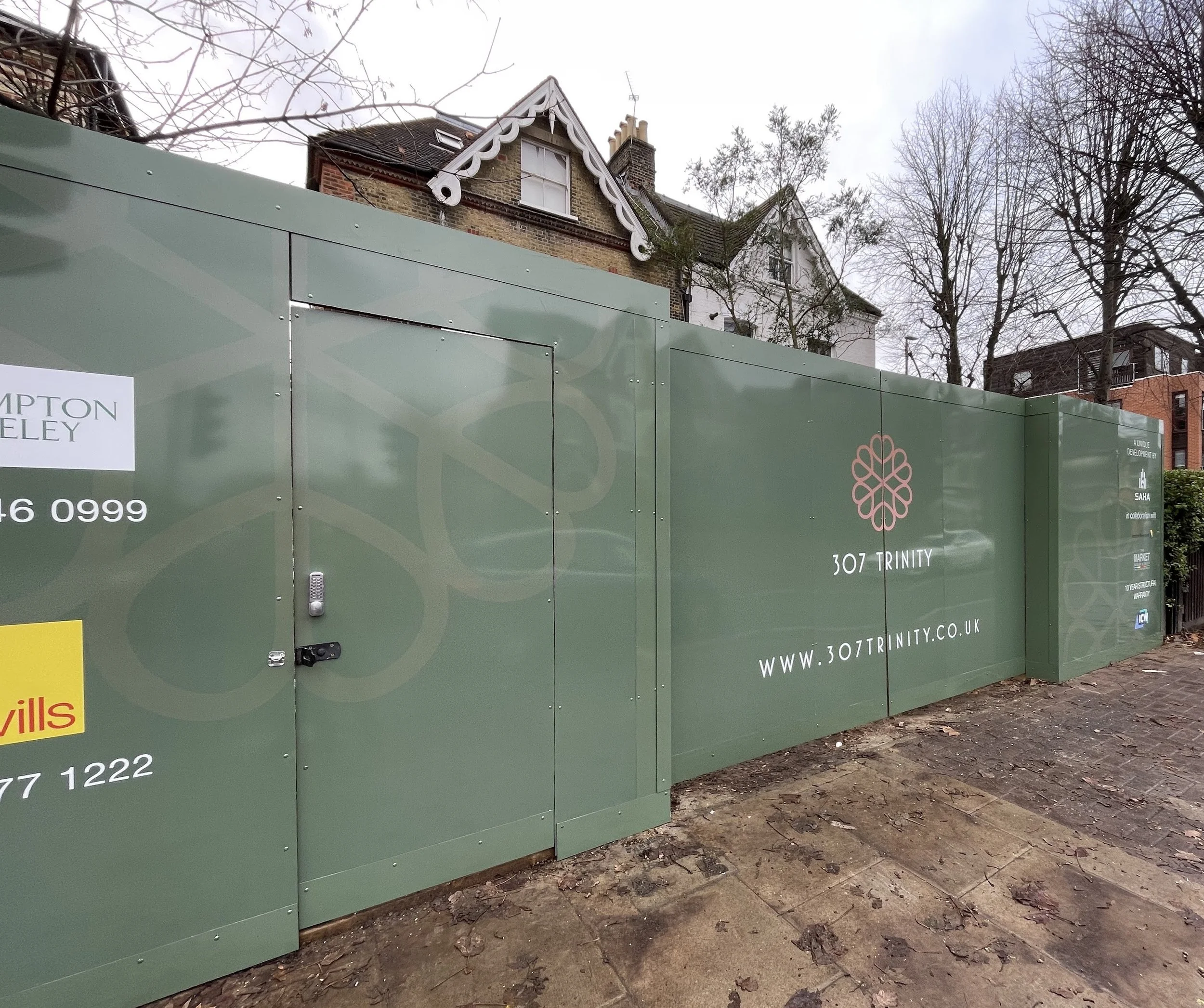 Savills Printed Site Hoarding Graphics for New Residential Homes.JPG