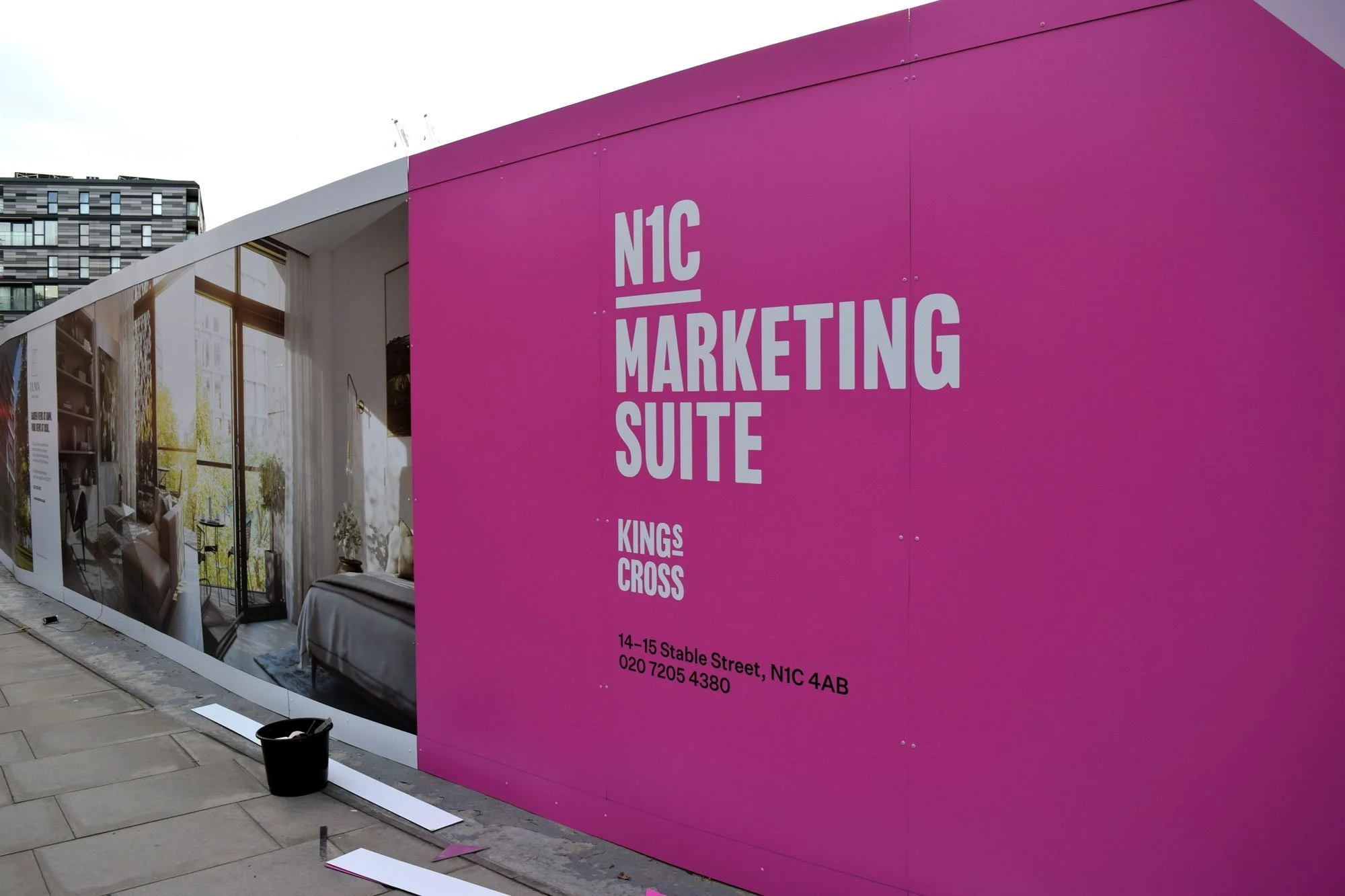 Printed Site Hoarding Kings Cross Marketing Suite.webp