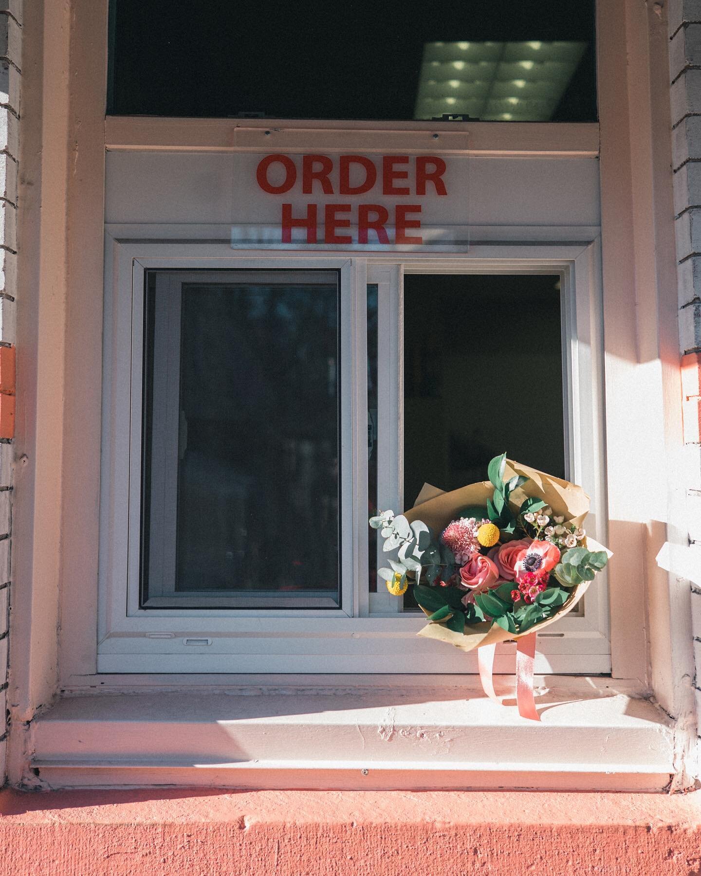 Your favorite local florist is back THIS Saturday! 💐 Grab a special bouquet for Mother&rsquo;s Day with your coffee and ice cream! Kaitlyn will be creating beautiful arrangements starting at 10AM until sold out (&amp; you guys definitely sold them o