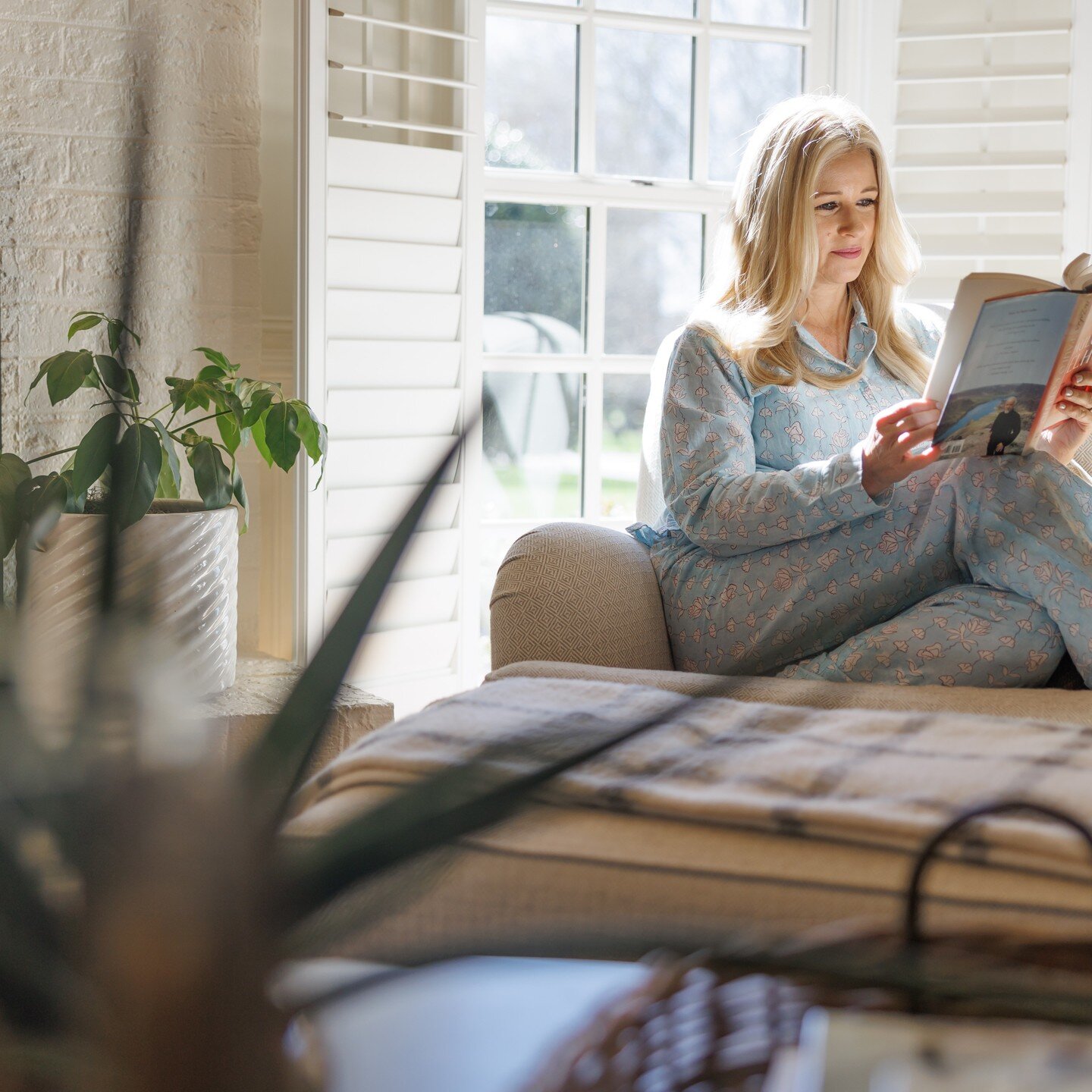 Indulge in the ultimate comfort experience with our 100% Hendley cotton pajamas! 😴📖 
Designed to keep you feeling cozy and cool, these pajamas are perfect for a lazy day spent reading your favorite book. 
With their premium cotton material, you can