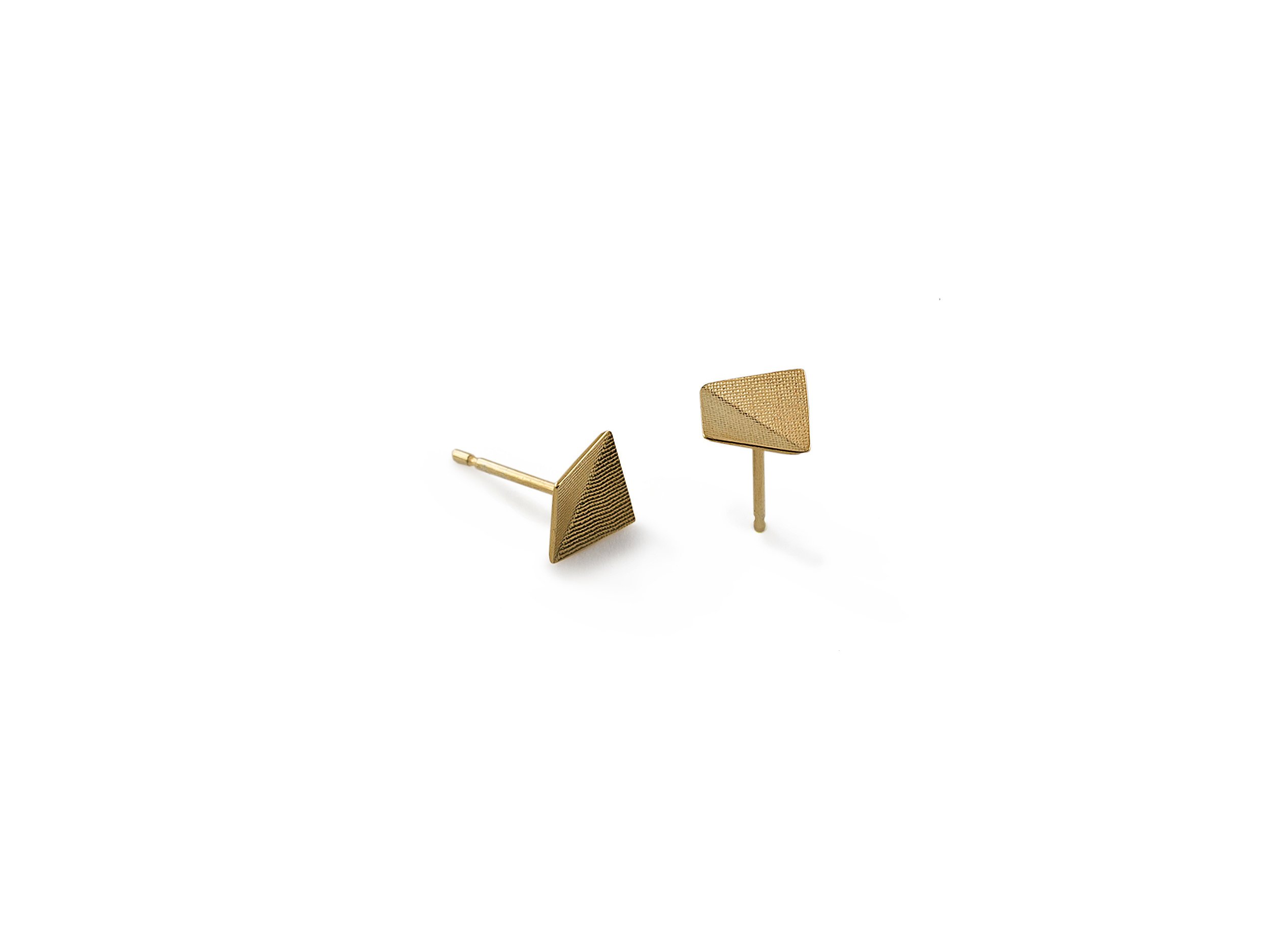 Small Square Studs in gold