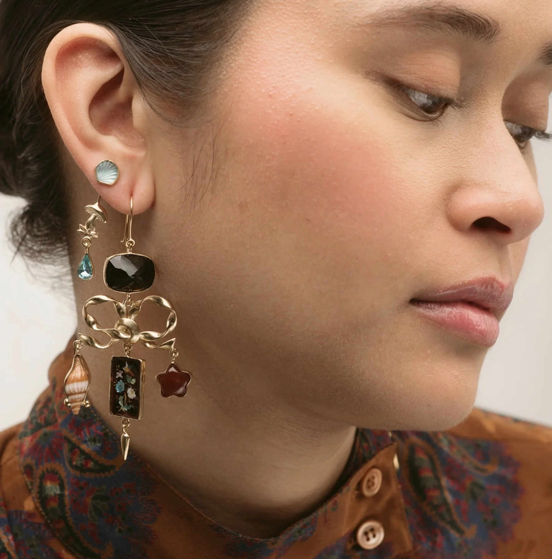 Bow Charm Balance Drop Earrings3.jpg