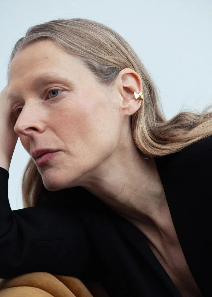 Sculptural gold vermeil ear cuff by Otiumberg.jpeg